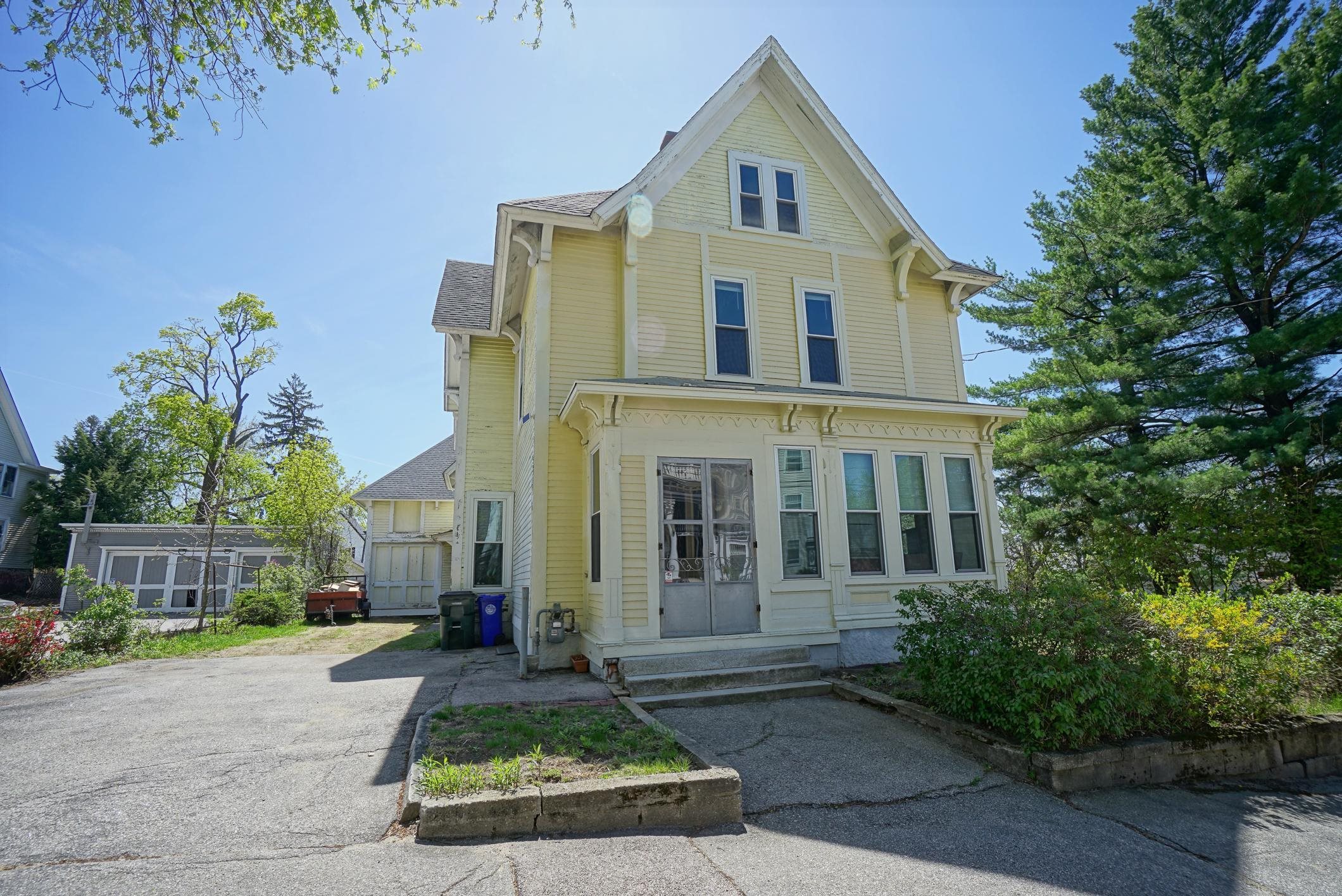 489 Hanover Street