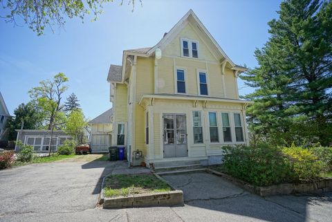 489 Hanover Street Manchester NH 03104