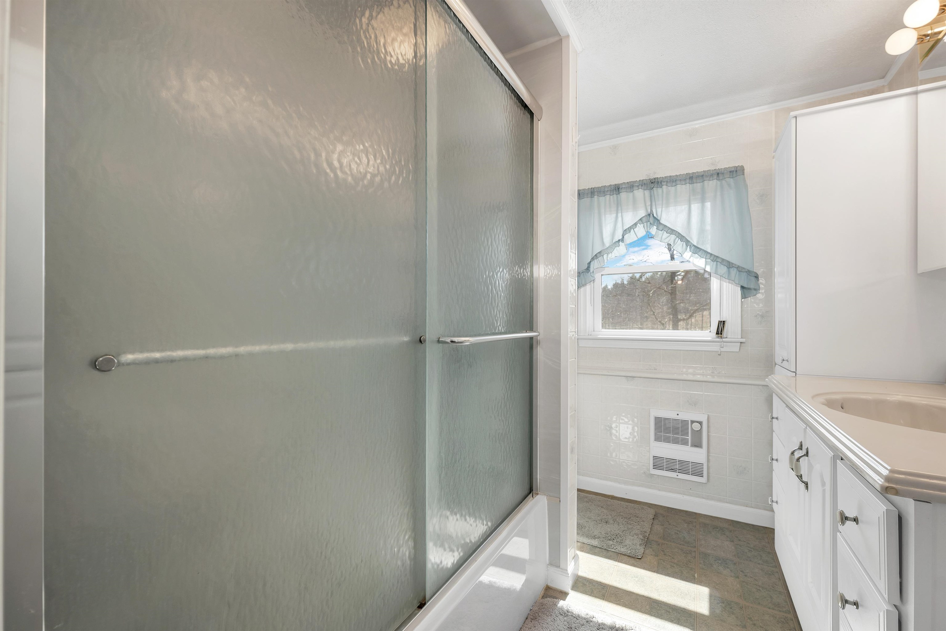 Franklin, New Hampshire 03235, United States, 2 Bedrooms Bedrooms, ,2 BathroomsBathrooms,Residential,Pending,104242