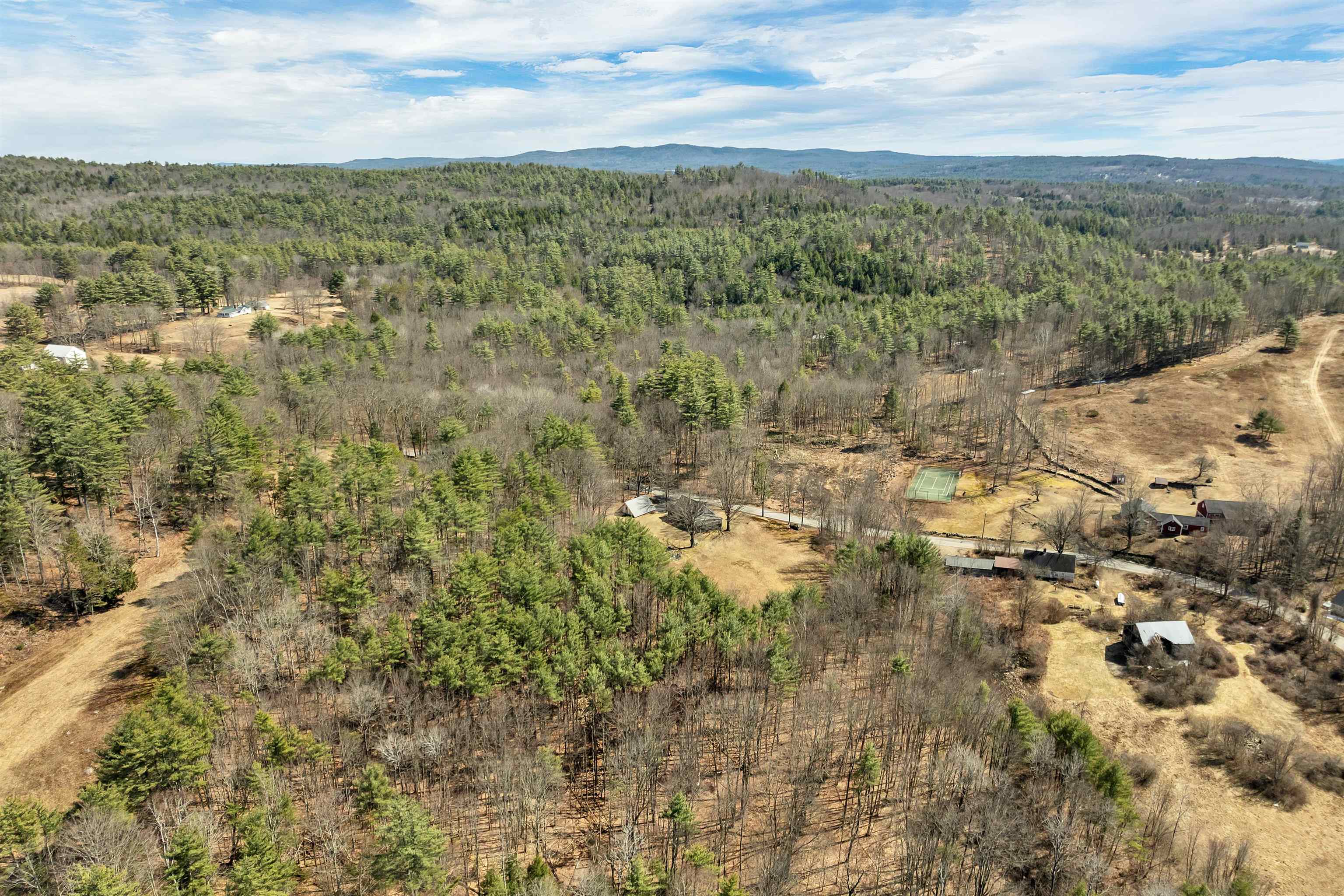 Franklin, New Hampshire 03235, United States, 2 Bedrooms Bedrooms, ,2 BathroomsBathrooms,Residential,Pending,104242