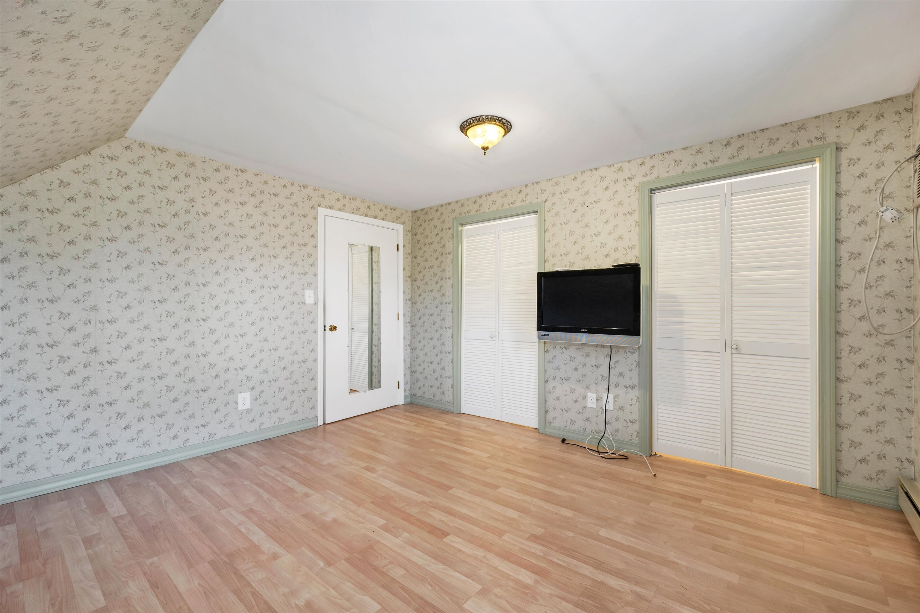 Franklin, New Hampshire 03235, United States, 2 Bedrooms Bedrooms, ,2 BathroomsBathrooms,Residential,Pending,104242