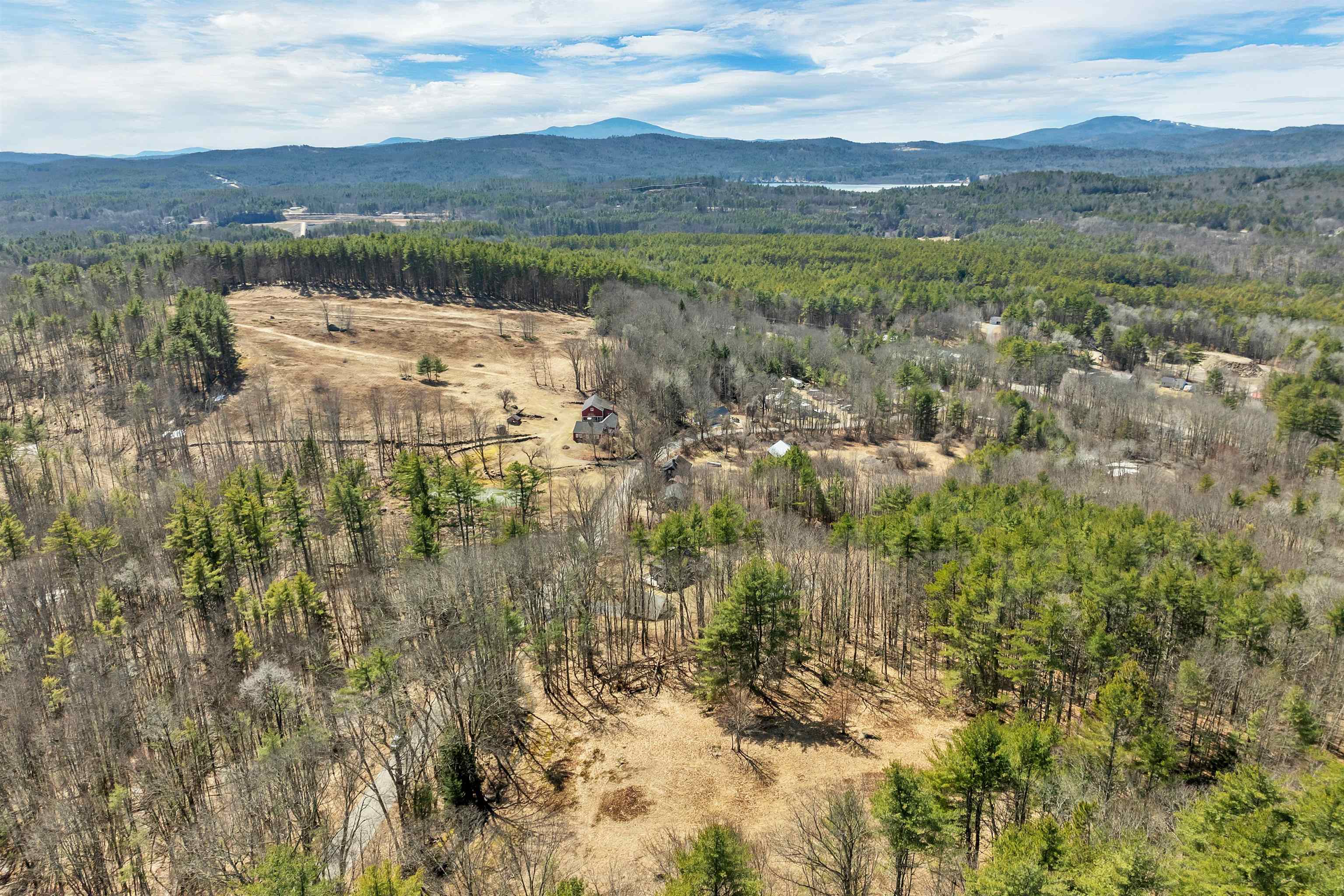 Franklin, New Hampshire 03235, United States, 2 Bedrooms Bedrooms, ,2 BathroomsBathrooms,Residential,Pending,104242