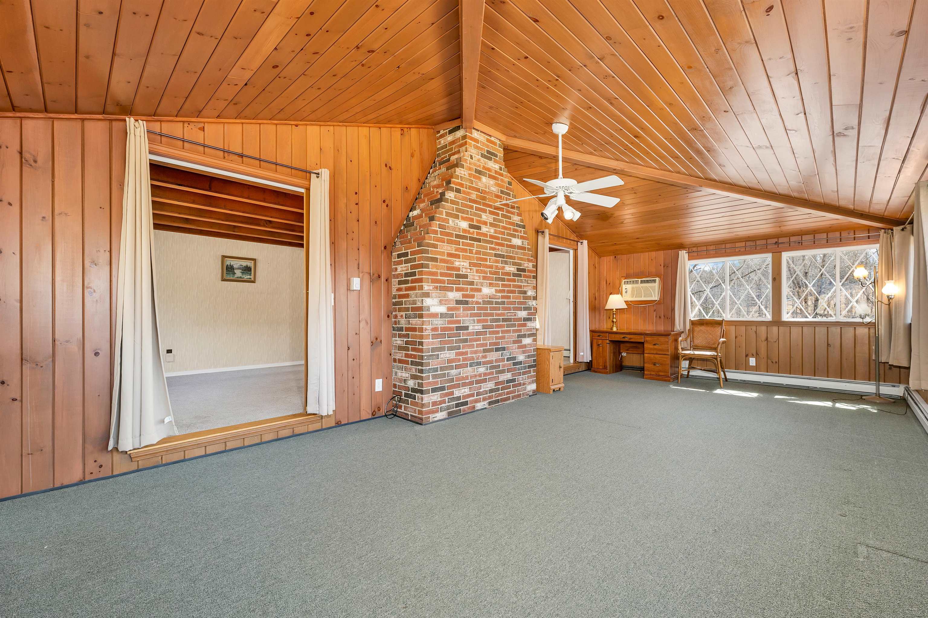 Franklin, New Hampshire 03235, United States, 2 Bedrooms Bedrooms, ,2 BathroomsBathrooms,Residential,Pending,104242