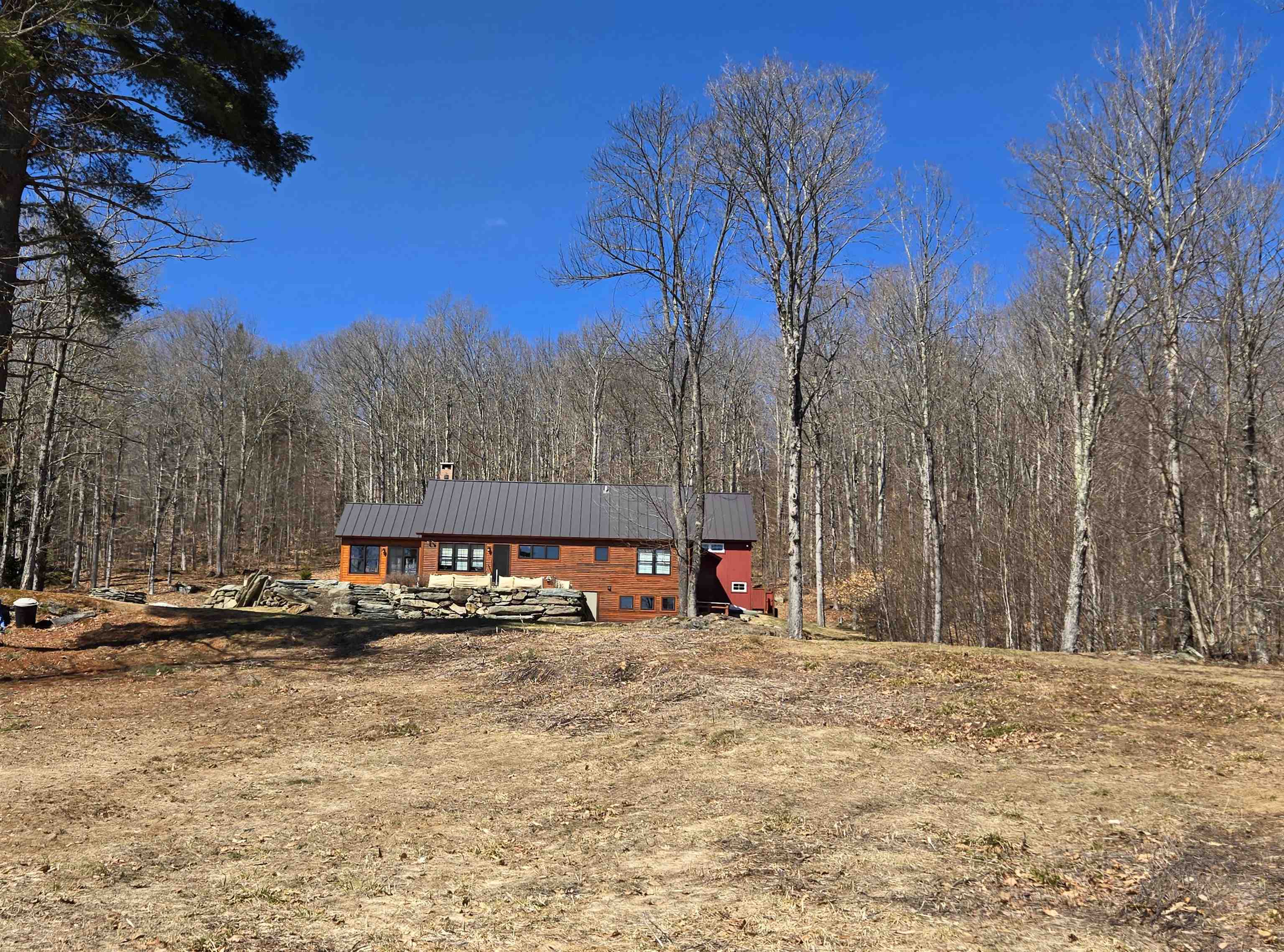 348 Fort Defiance Hill