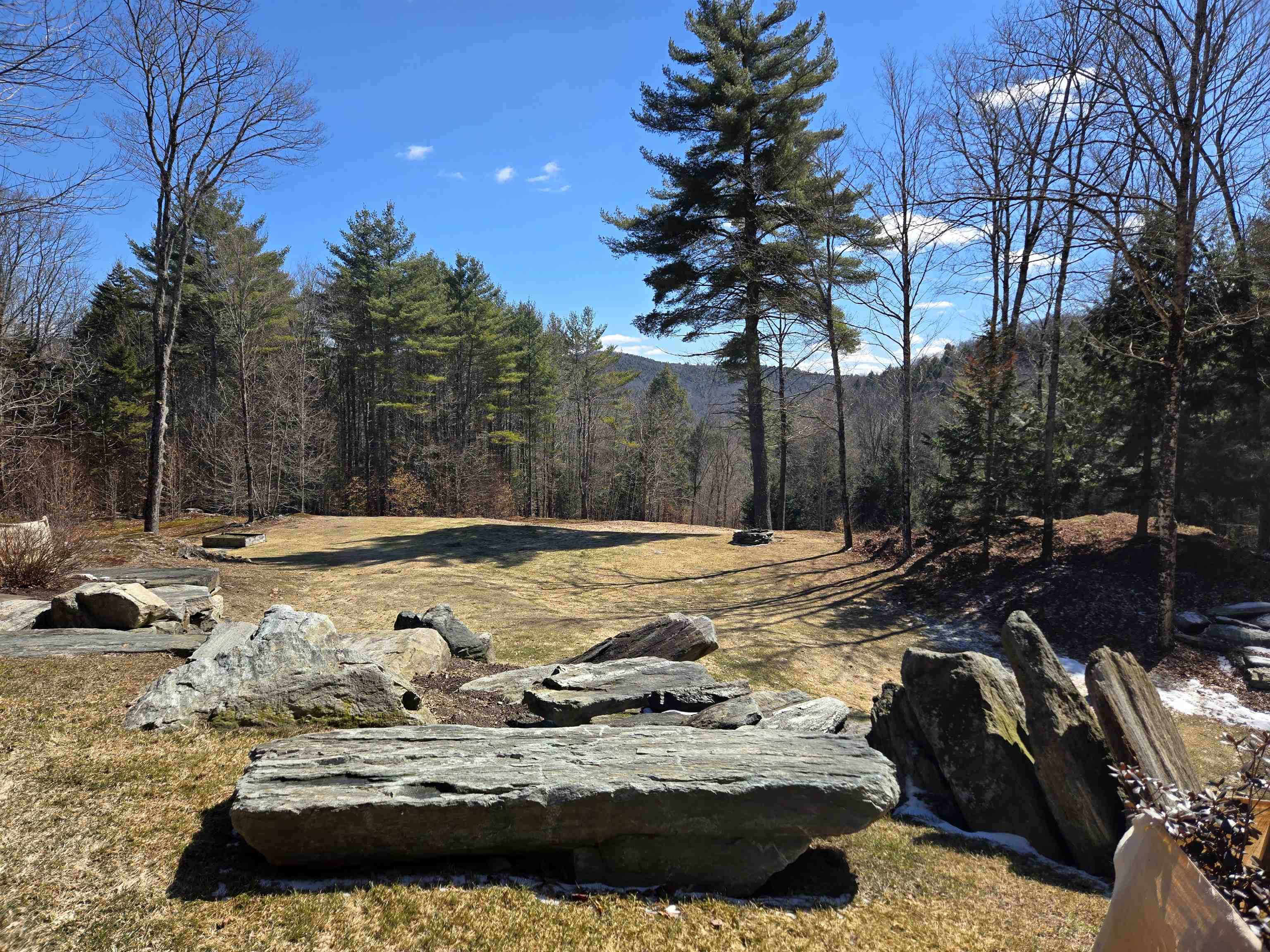 348 Fort Defiance Hill