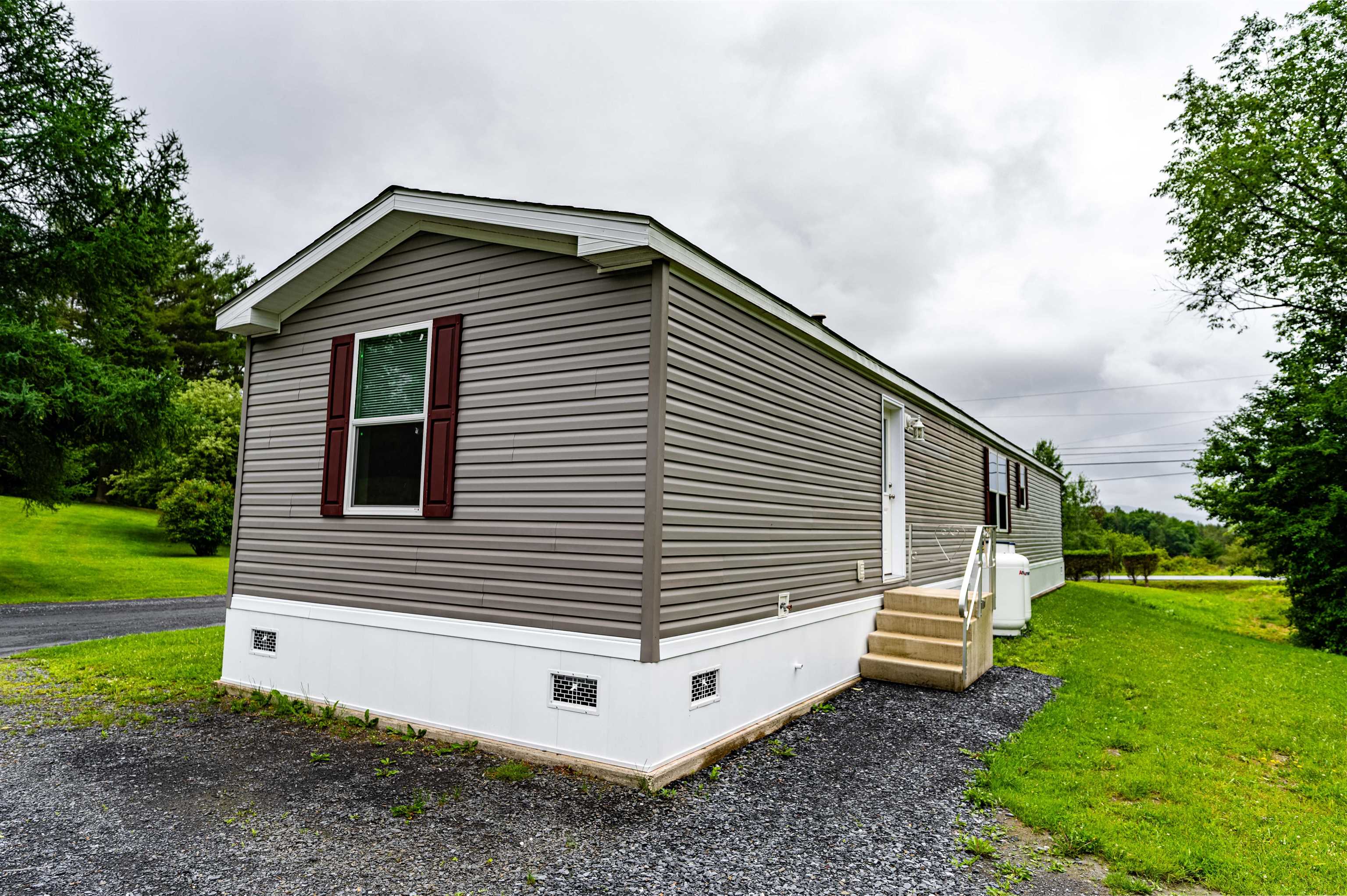 33 Turner Hill Road