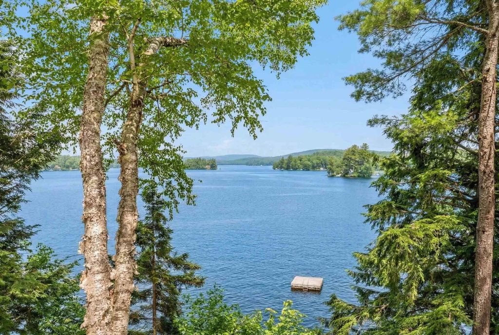 Photo of 334 Bay Point Road, Sunapee, NH 03782 (MLS # 5082961)