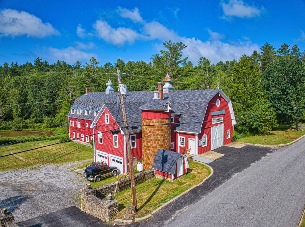 Photo of 242247 Prospect Hill Road, Sunapee, NH 03782 (MLS # 5053505)