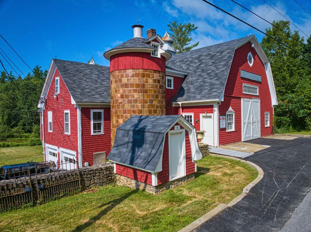 Photo of 242247 Prospect Hill Road, Sunapee, NH 03782 (MLS # 5053505)