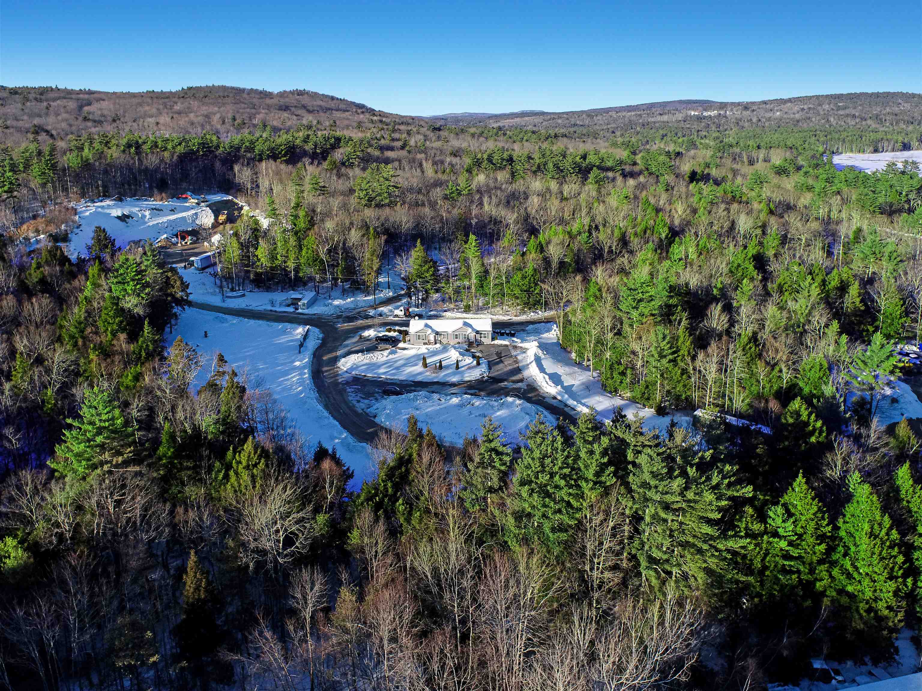 Middleton, New Hampshire 03887, United States, 2 Bedrooms Bedrooms, ,1 BathroomBathrooms,Residential,Active,191