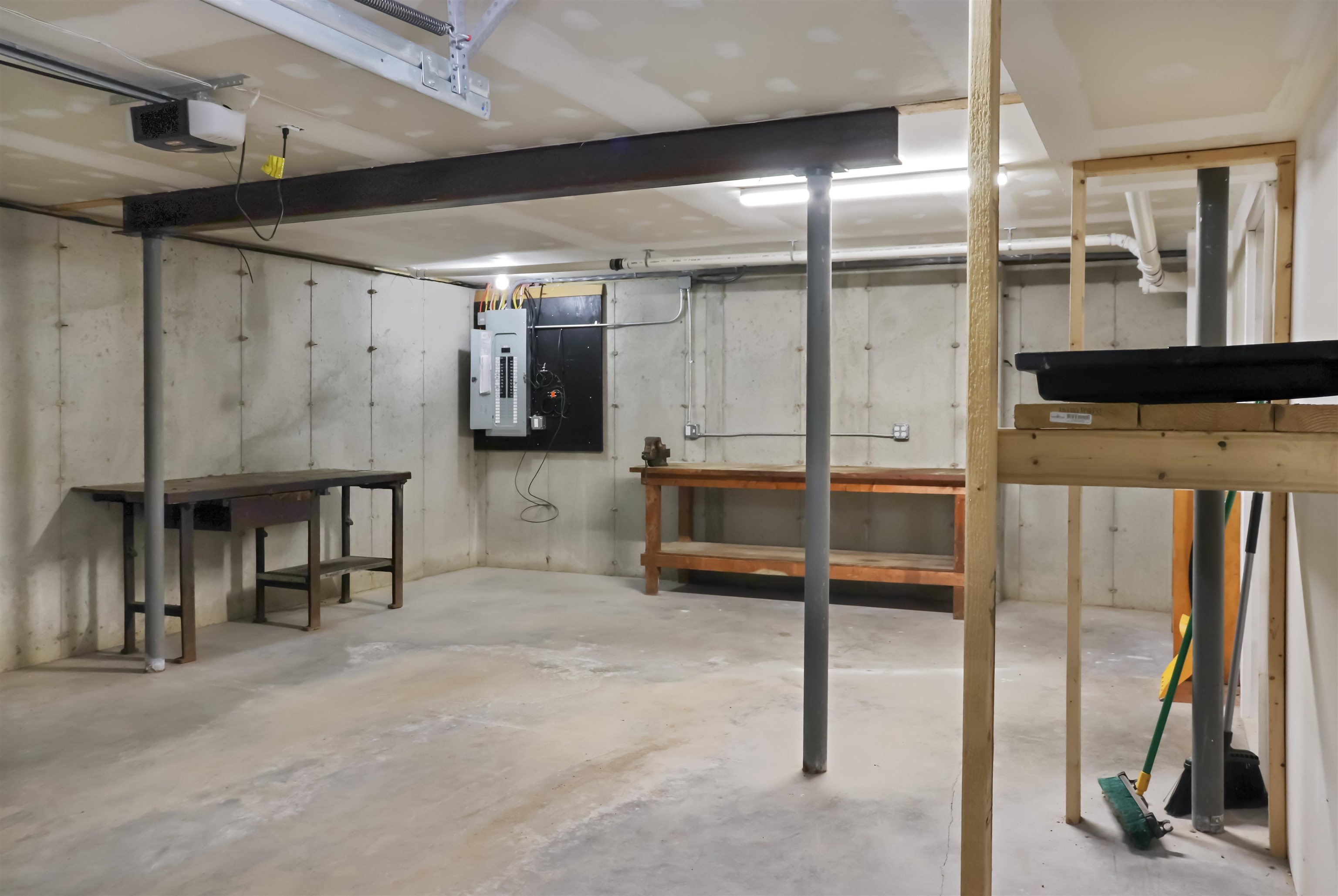 Middleton, New Hampshire 03887, United States, 2 Bedrooms Bedrooms, ,1 BathroomBathrooms,Residential,Active,191