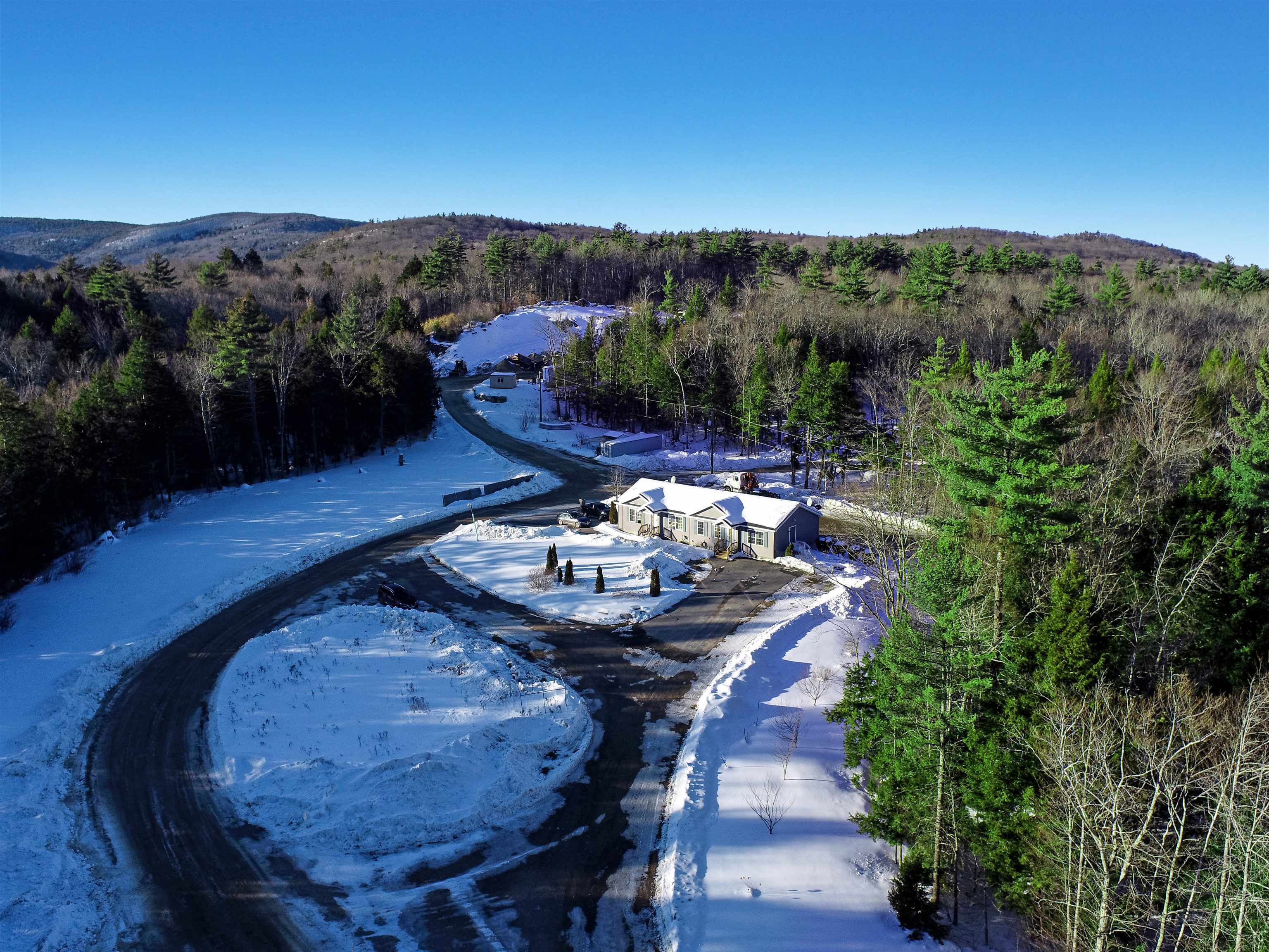 Middleton, New Hampshire 03887, United States, 2 Bedrooms Bedrooms, ,1 BathroomBathrooms,Residential,Active,191