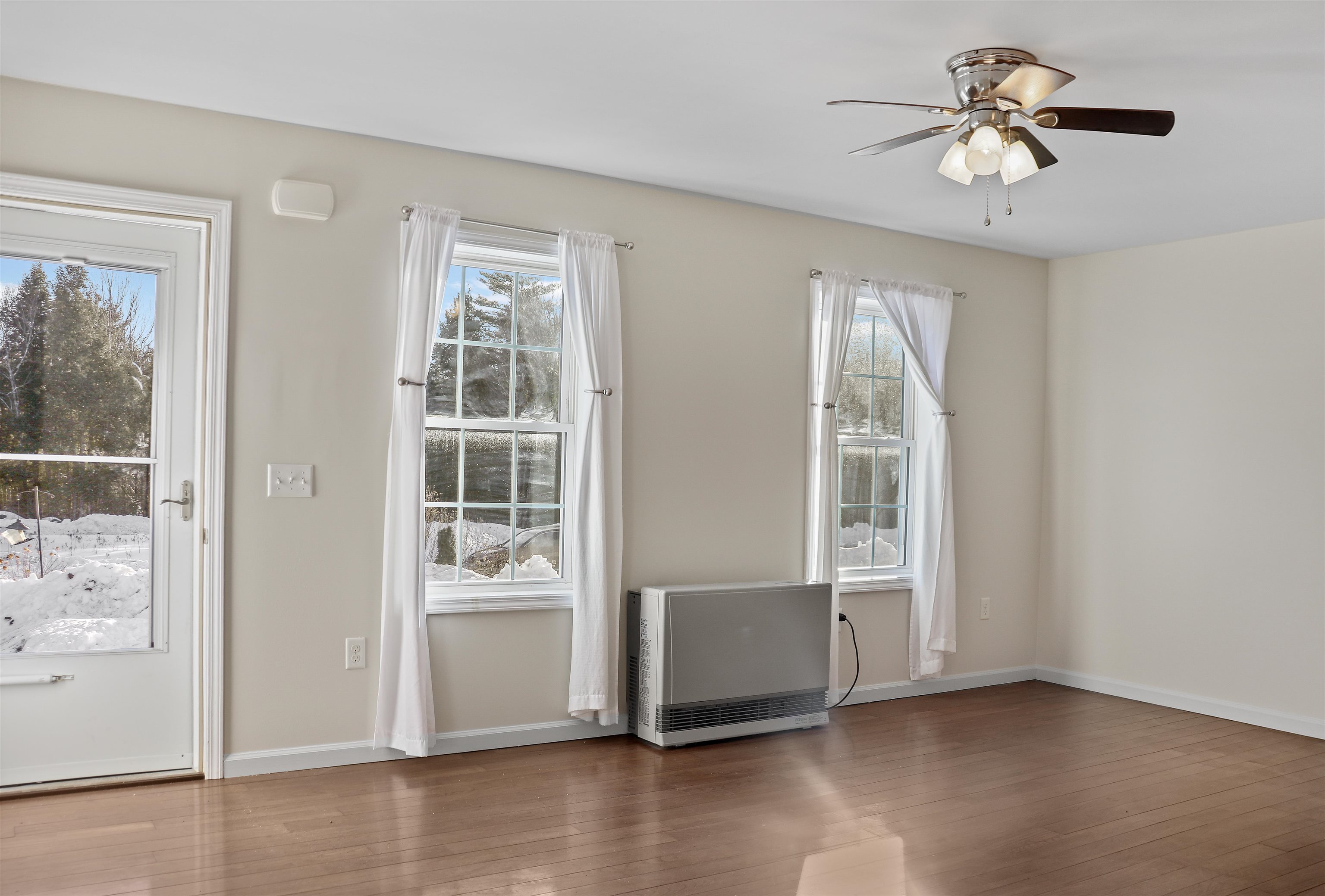 Middleton, New Hampshire 03887, United States, 2 Bedrooms Bedrooms, ,1 BathroomBathrooms,Residential,Active,191