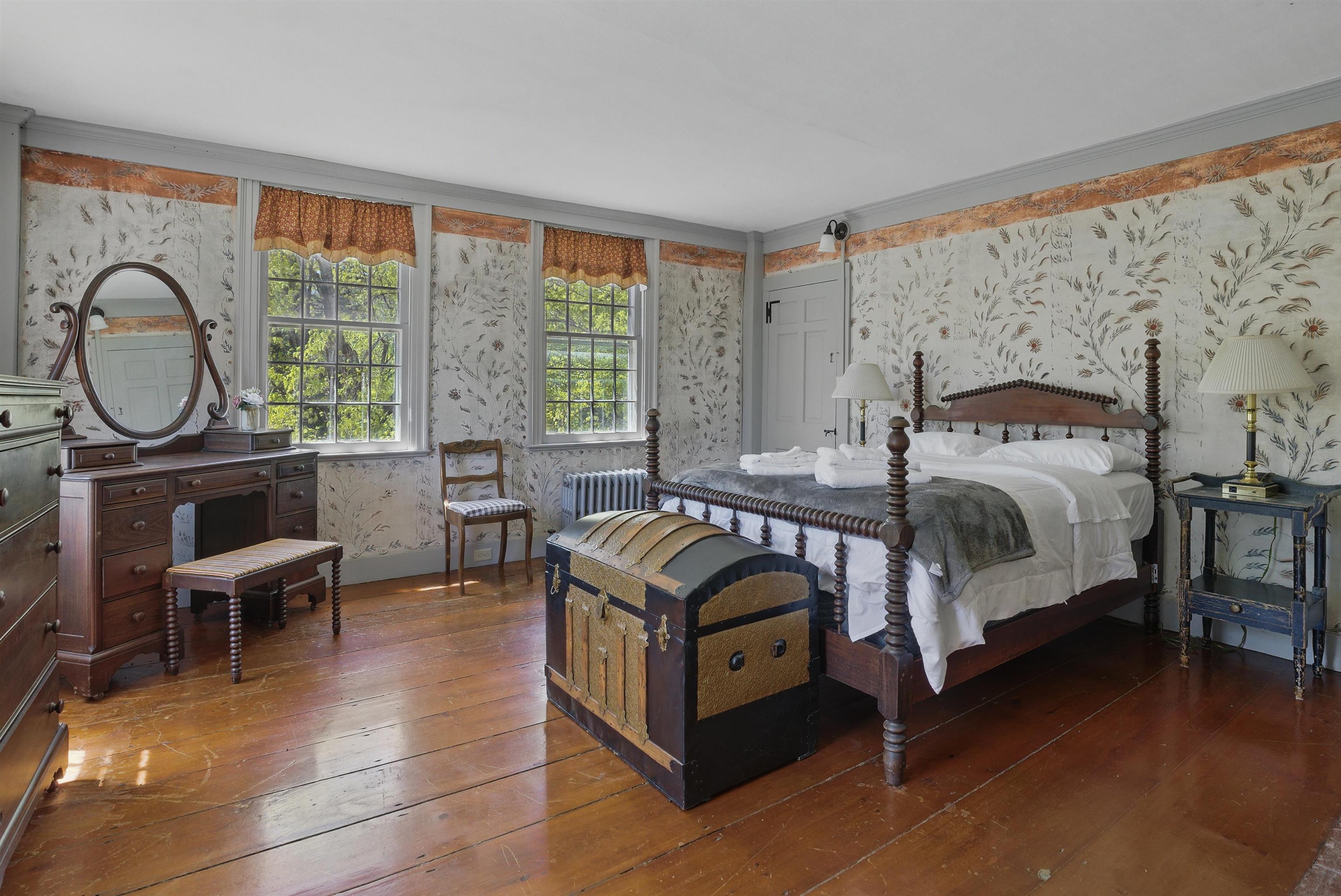 Temple, New Hampshire 03084, United States, 18 Bedrooms Bedrooms, ,11 BathroomsBathrooms,Residential,Active,175670