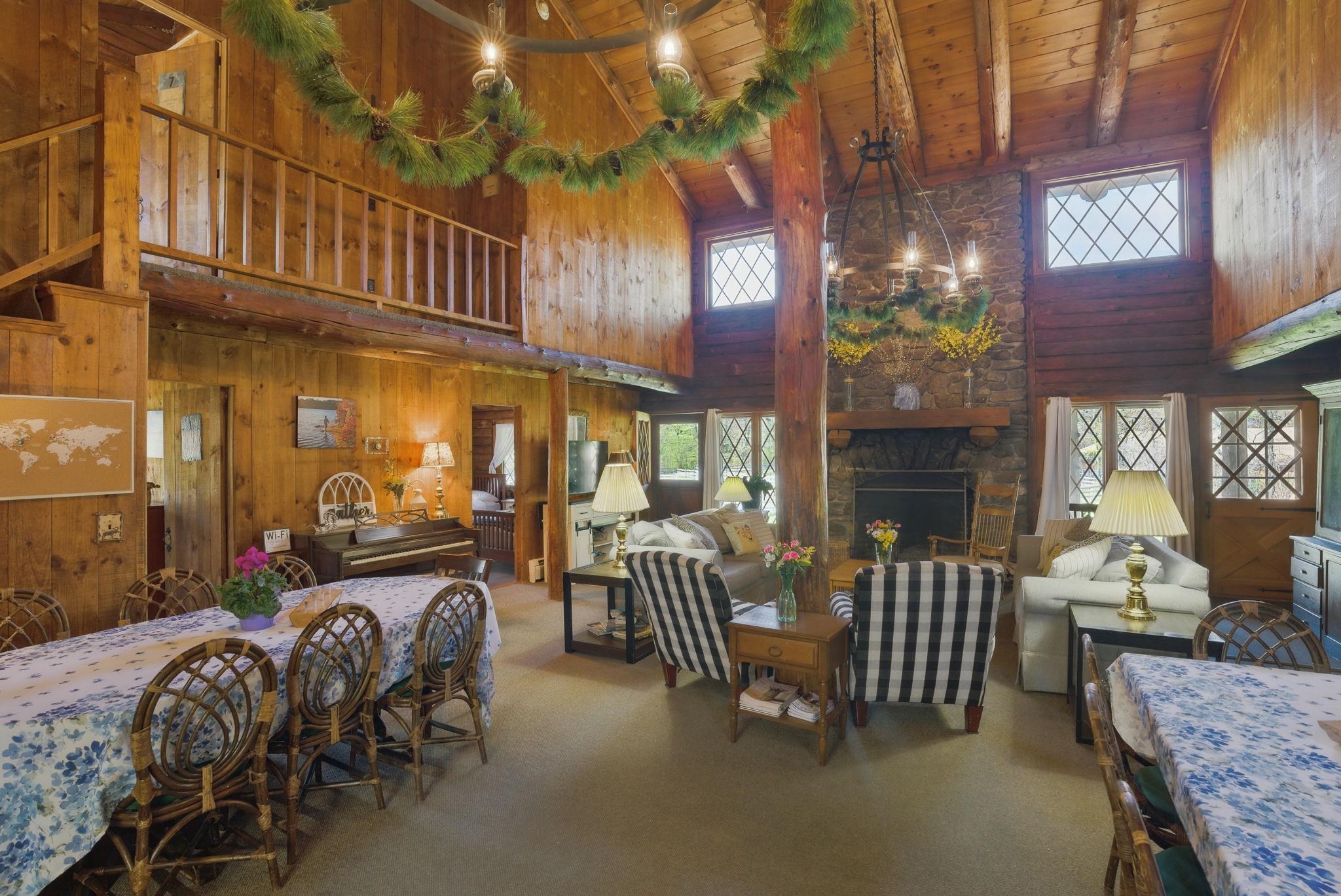 Temple, New Hampshire 03084, United States, 18 Bedrooms Bedrooms, ,11 BathroomsBathrooms,Residential,Active,175670