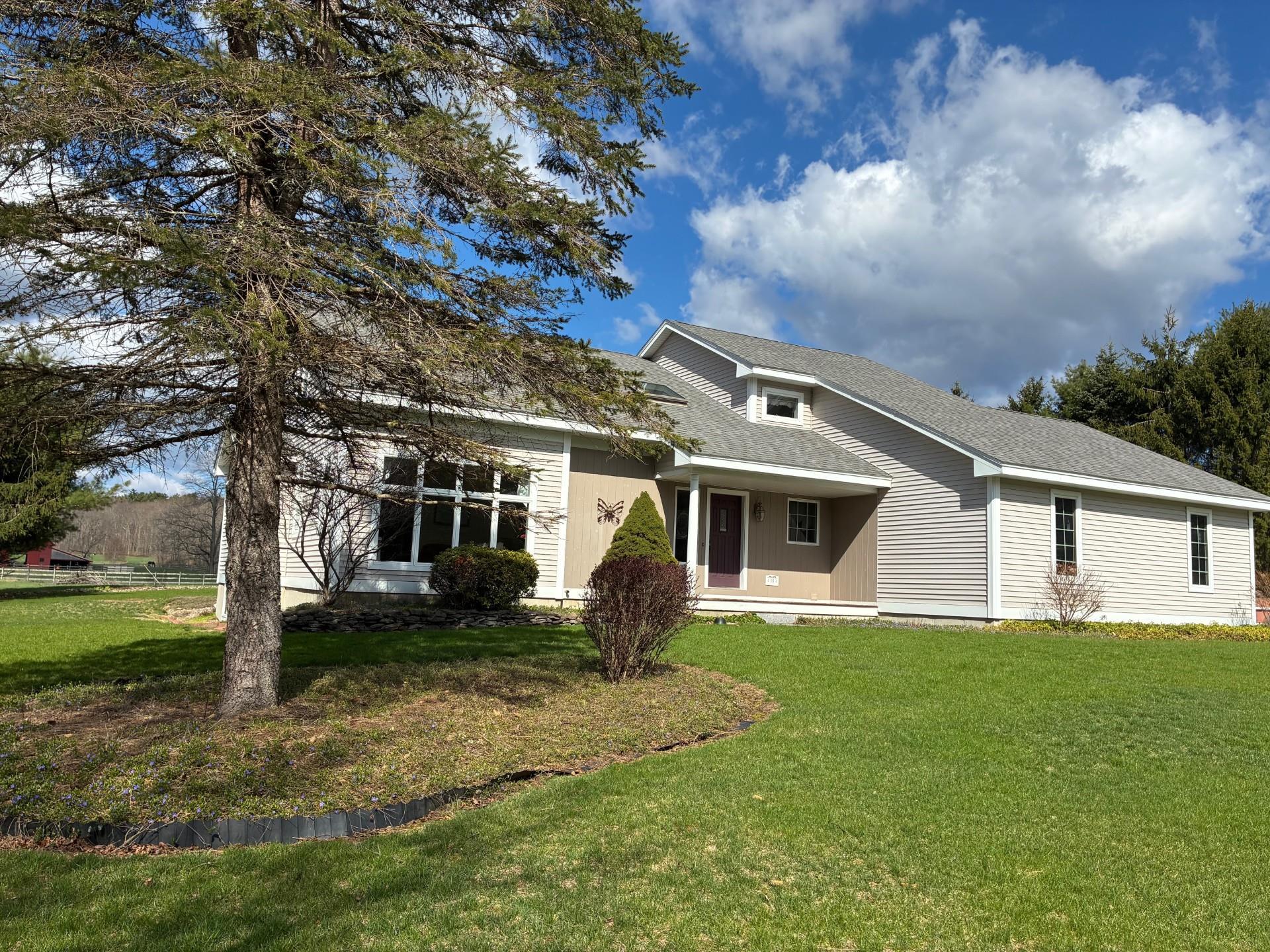 11 Captain Parker Drive