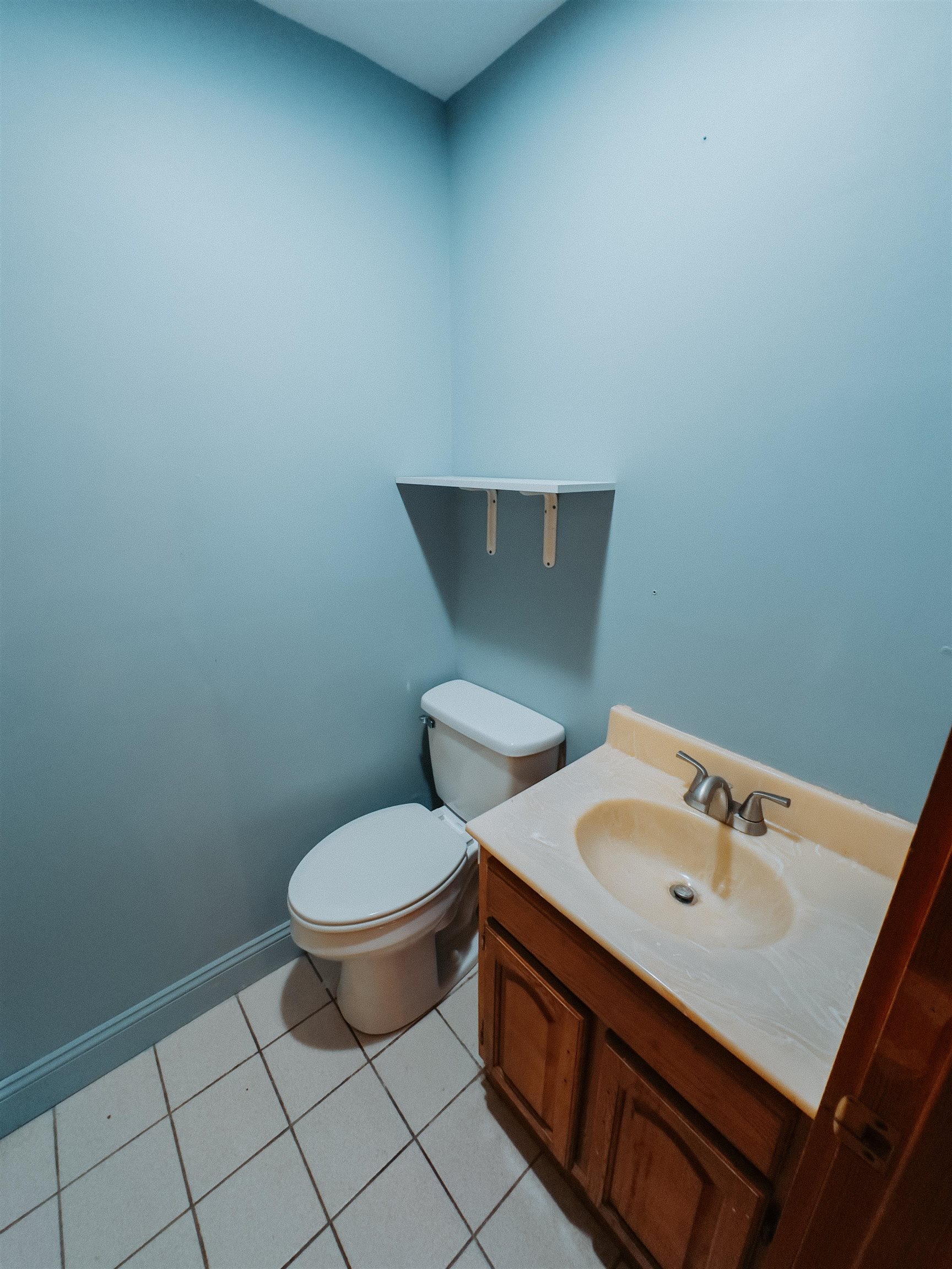 Bedford, New Hampshire 03110, United States, 3 Bedrooms Bedrooms, ,3 BathroomsBathrooms,Residential,Active,220686