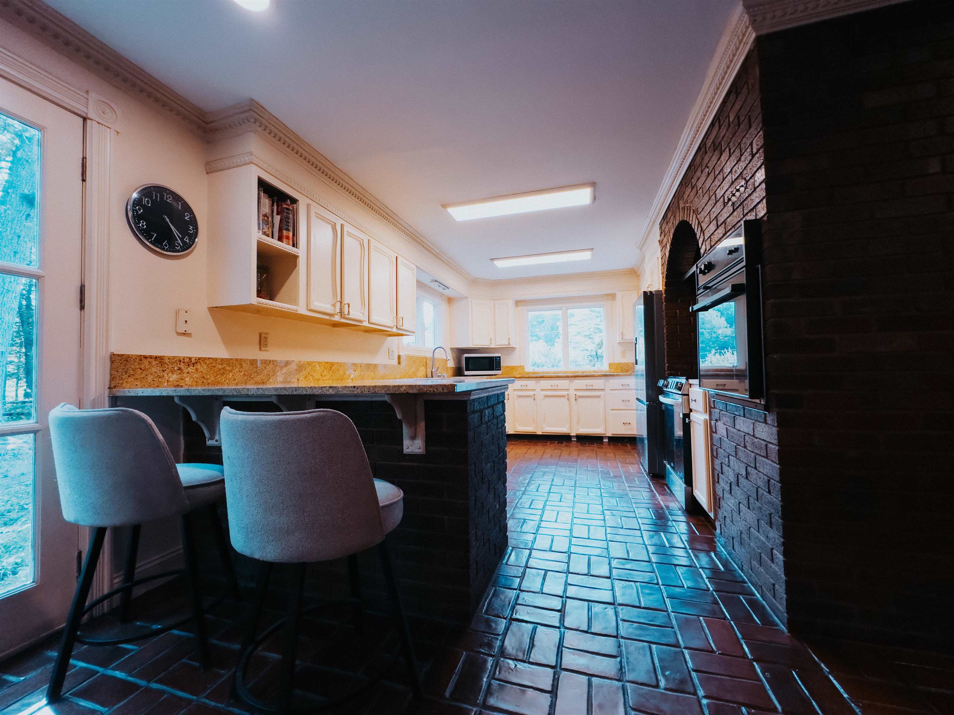 Bedford, New Hampshire 03110, United States, 3 Bedrooms Bedrooms, ,3 BathroomsBathrooms,Residential,Active,220686