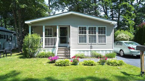 132A Robin Hood Drive Exeter NH 03833