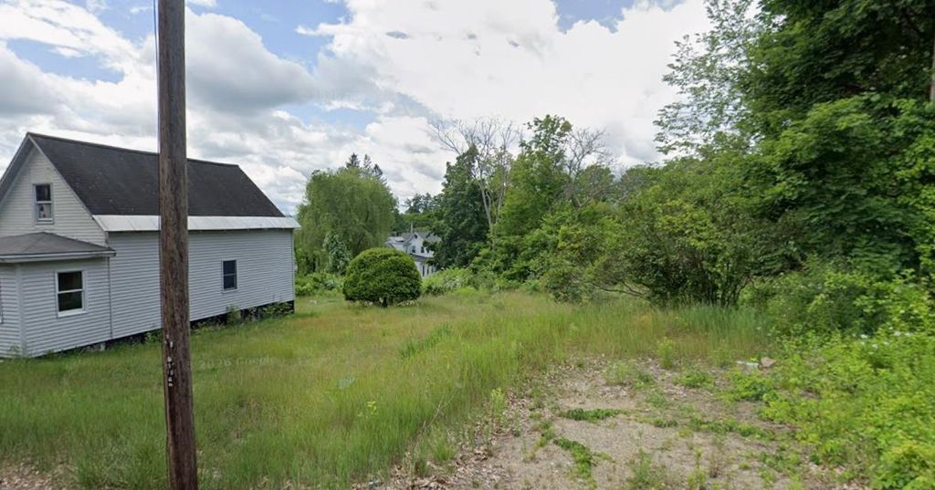 Photo of 72 Chestnut Street, Franklin, NH 03235 (MLS # 5085893)