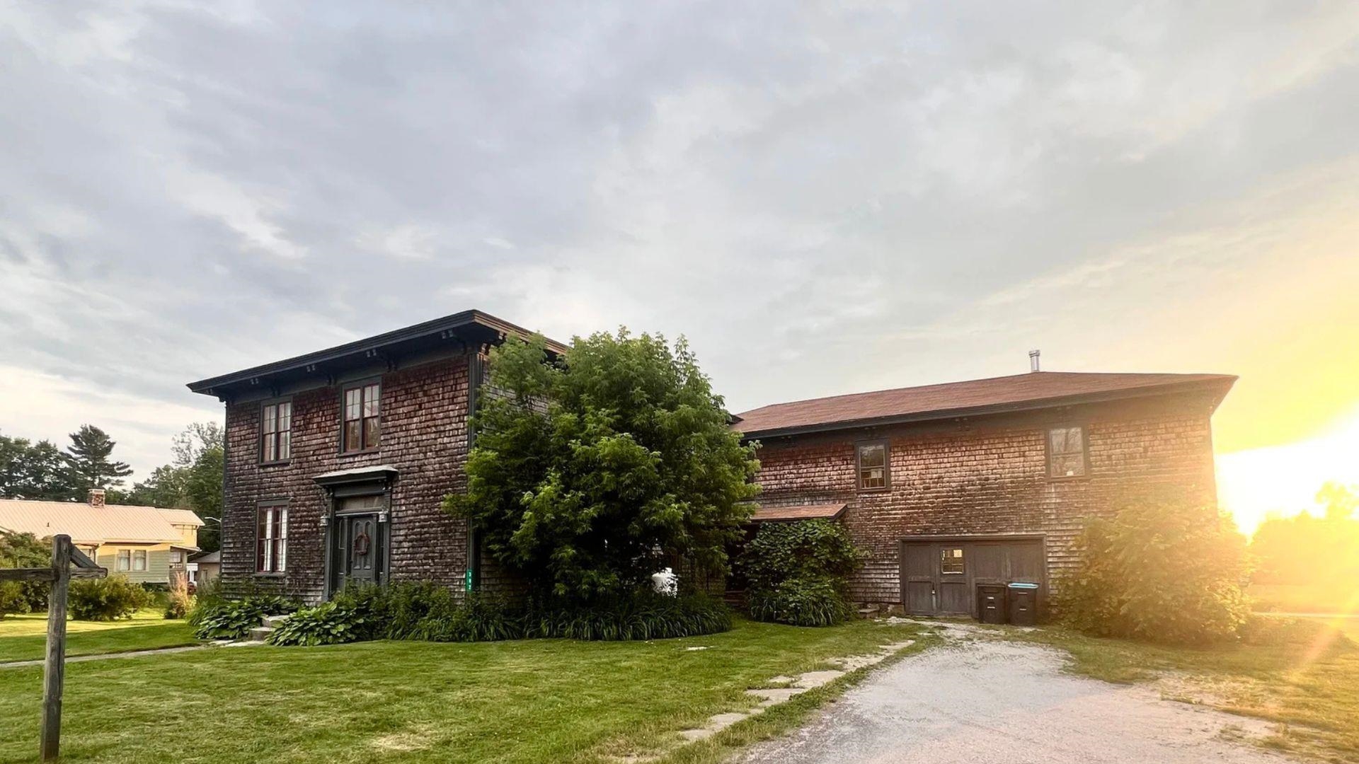 382 South Main Street