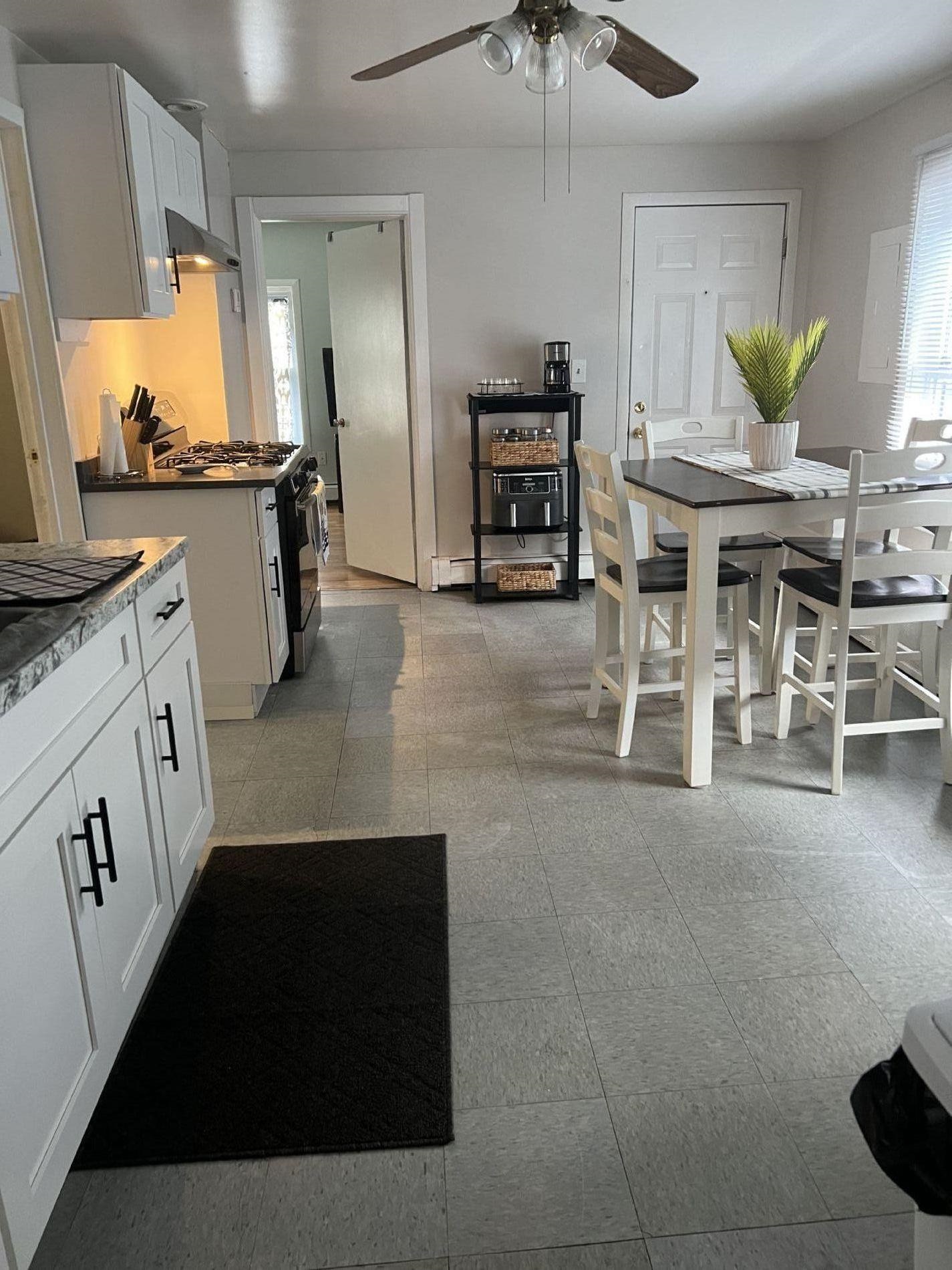 320 Cedar Street 3