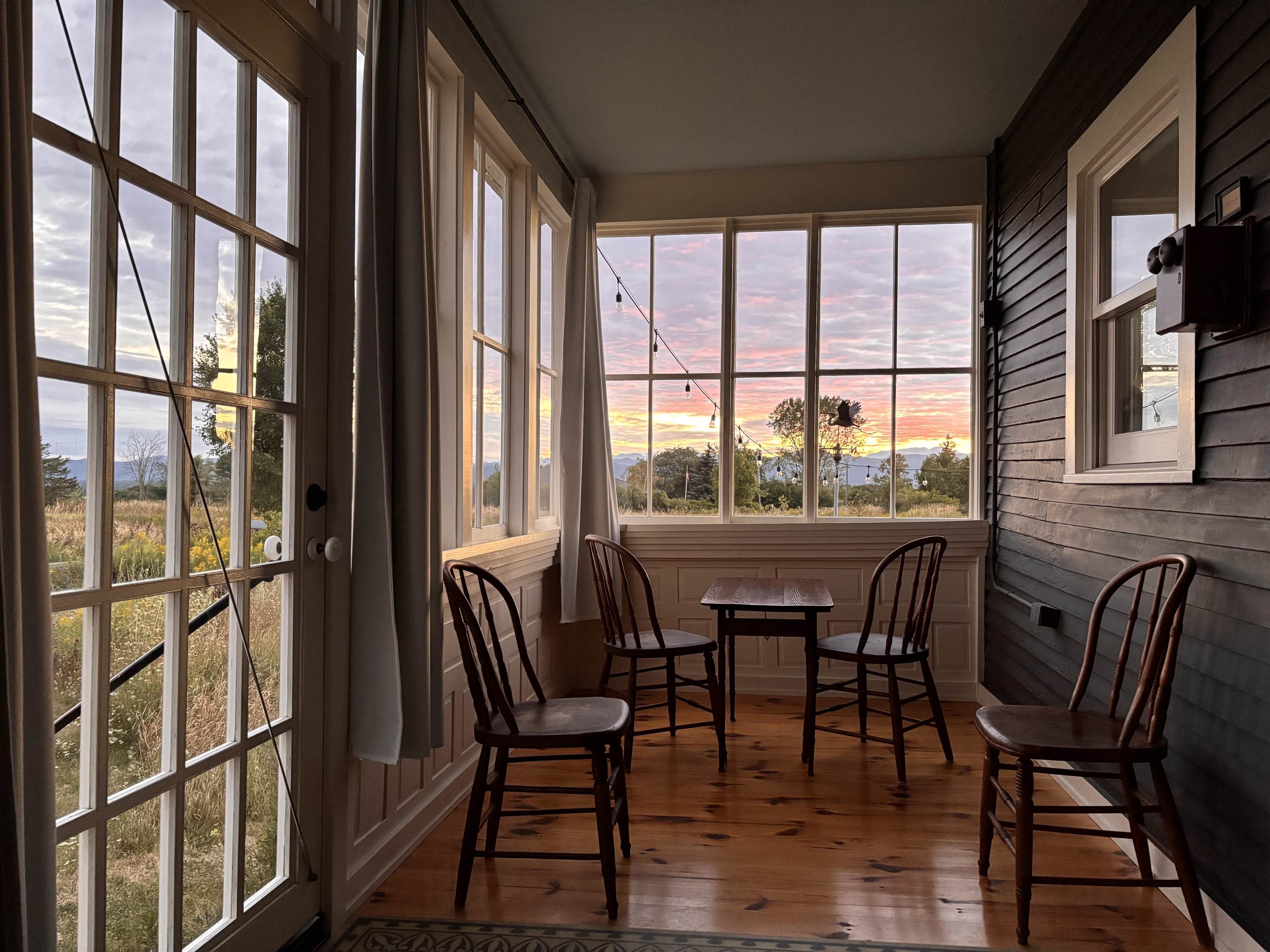 Addison, Vermont 05491, United States, 4 Bedrooms Bedrooms, ,1 BathroomBathrooms,Residential,Active,198744