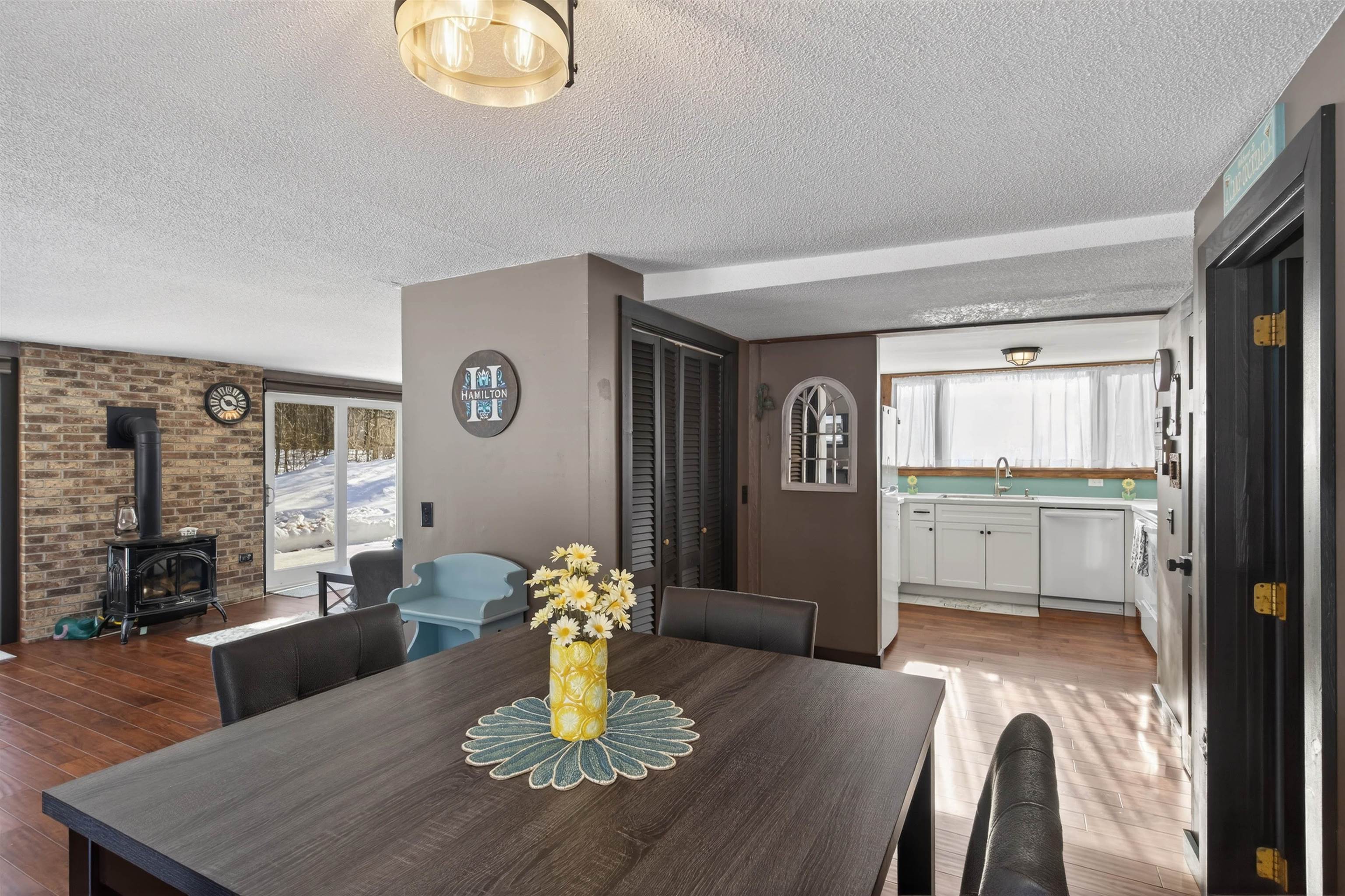 378 New Hampshire Route 16A 4