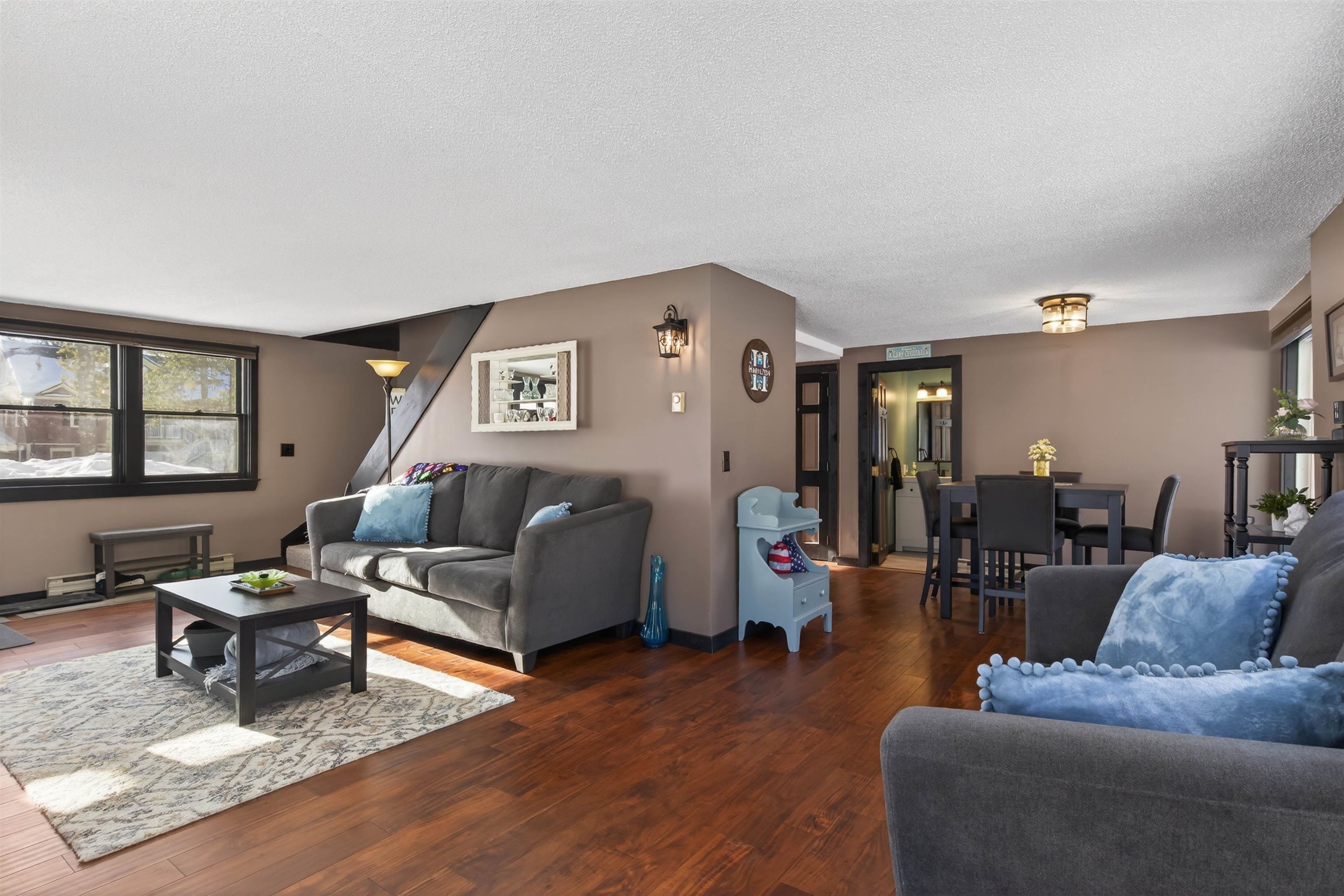 378 New Hampshire Route 16A 4