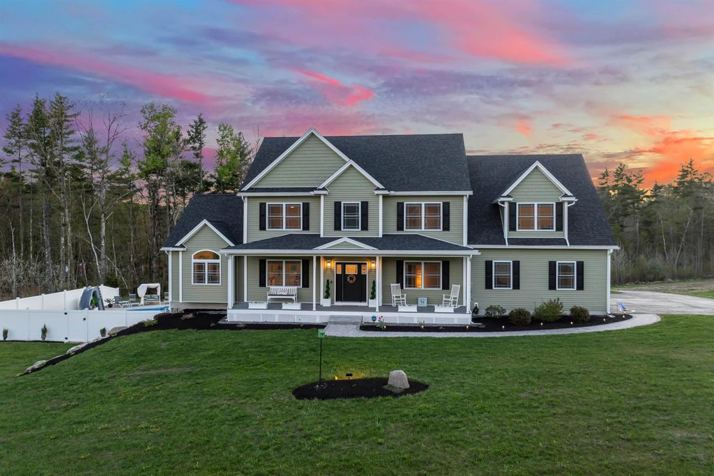 Photo of 31 Cortland Avenue, Weare, NH 03281 (MLS # 5087906)