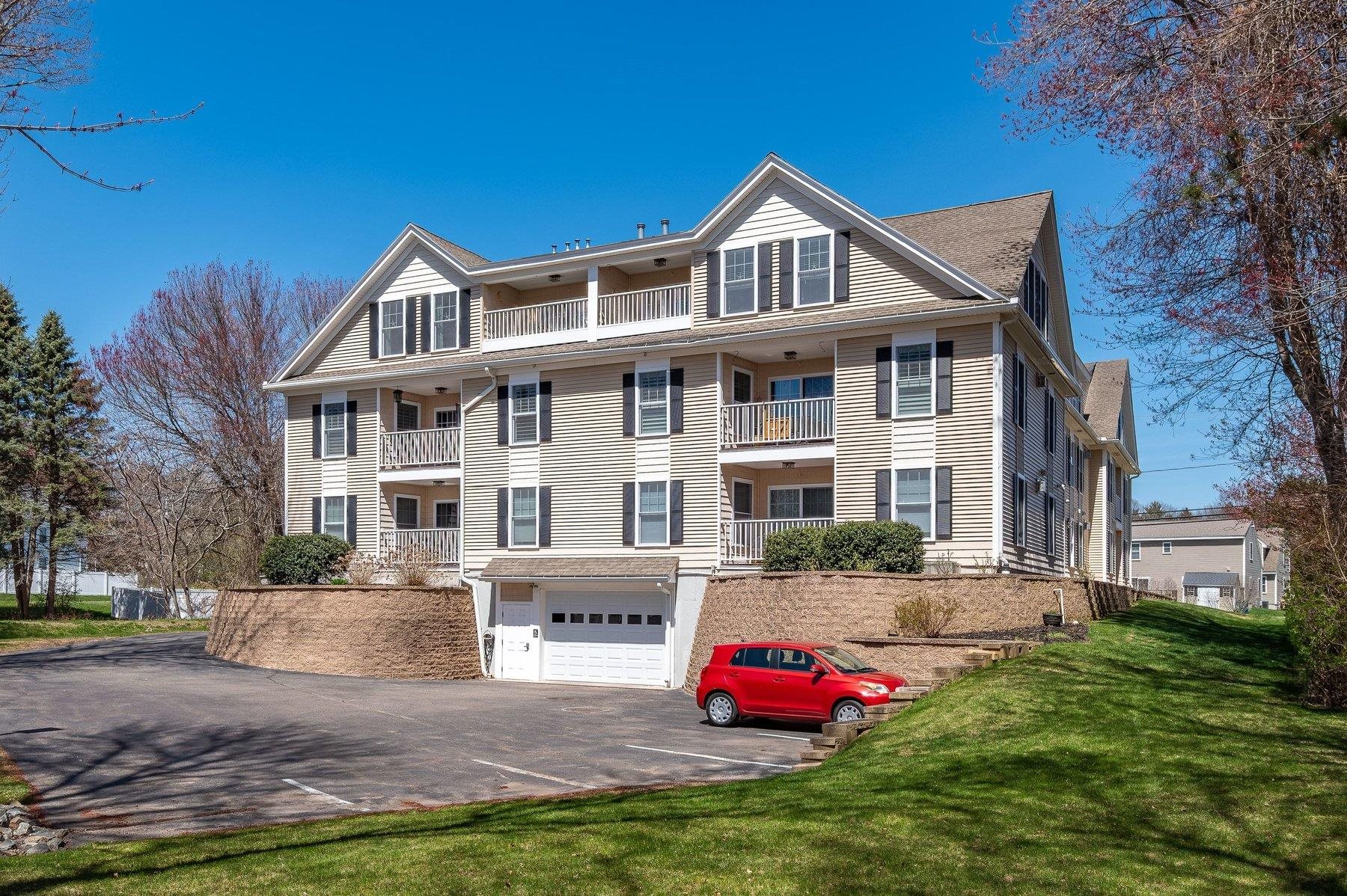 437 Winnacunnet Road 103
