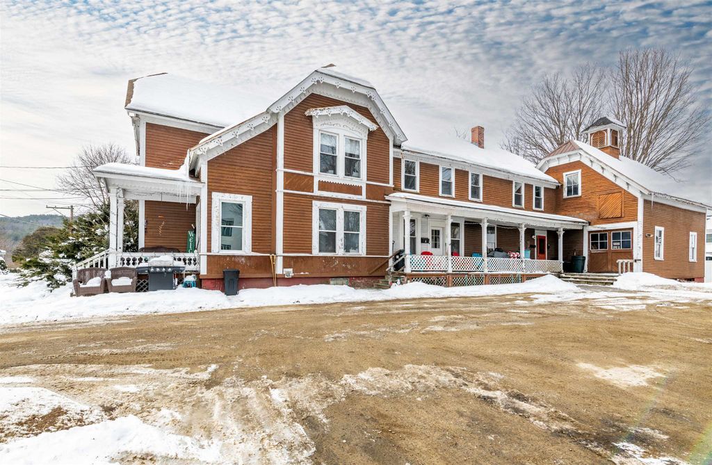 Photo of 15 Elm Street, Haverhill, NH 03785 (MLS # 5075990)