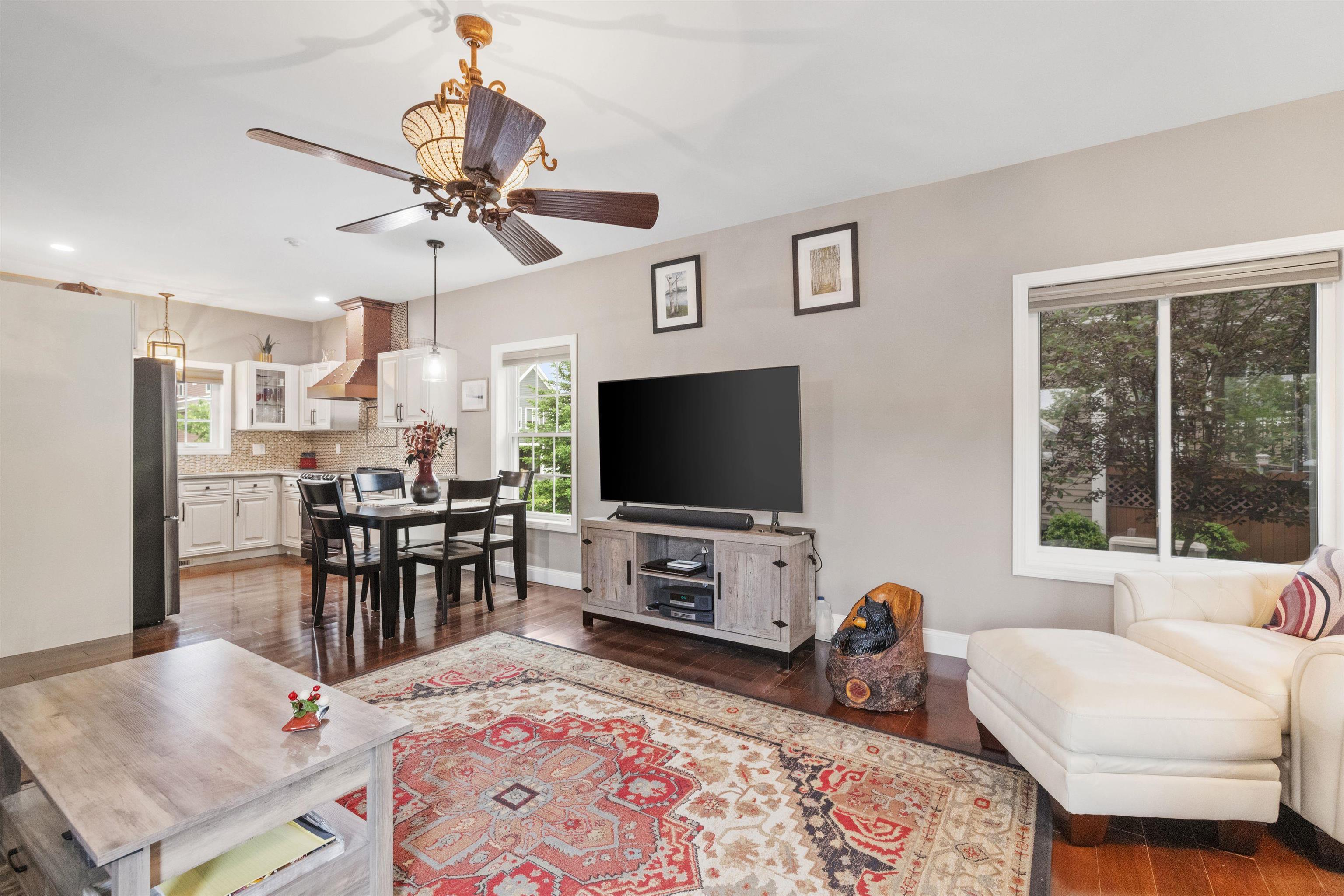 Laconia, New Hampshire 03246, United States, 2 Bedrooms Bedrooms, ,2 BathroomsBathrooms,Residential,Active,149392