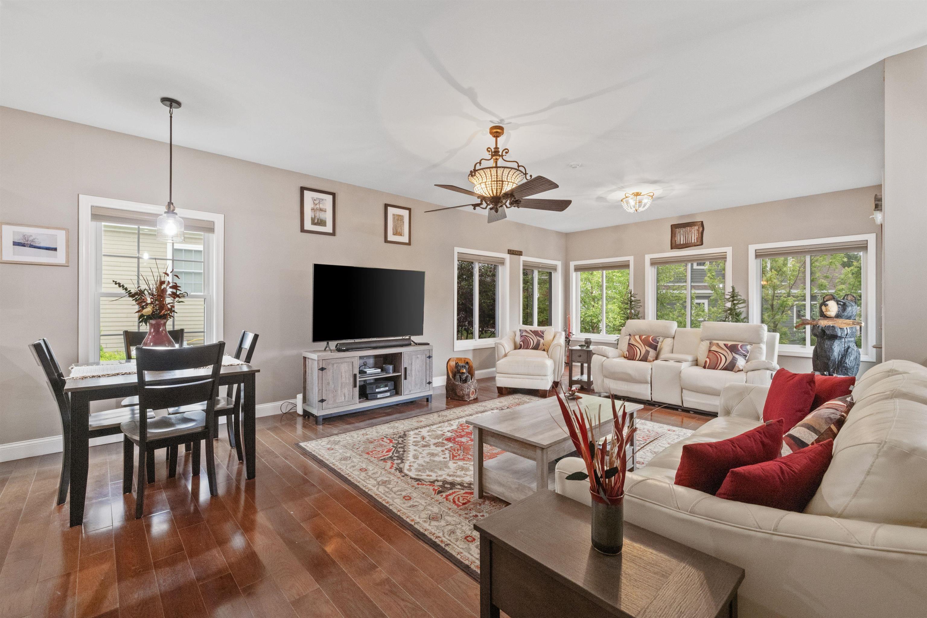 Laconia, New Hampshire 03246, United States, 2 Bedrooms Bedrooms, ,2 BathroomsBathrooms,Residential,Active,149392