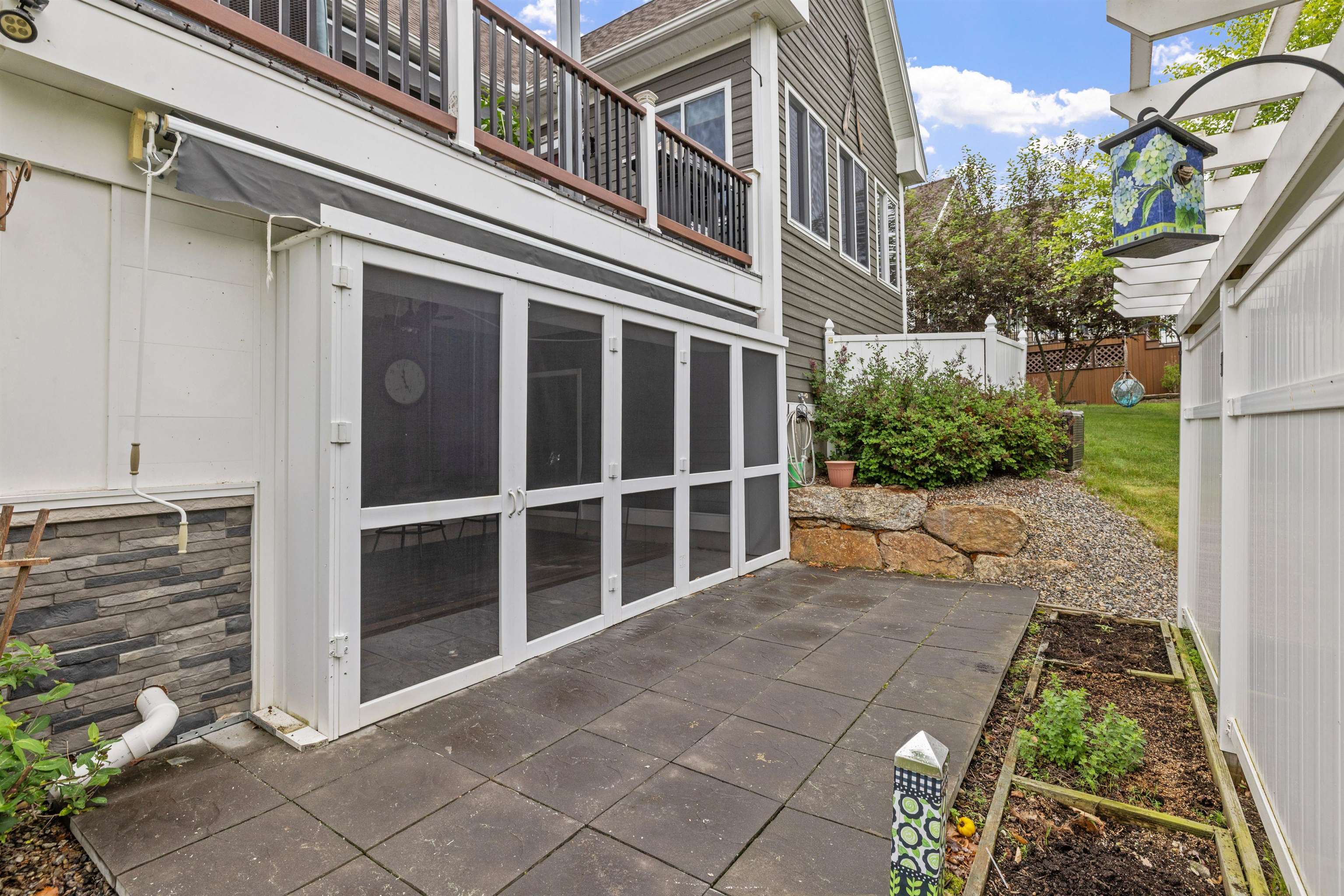 Laconia, New Hampshire 03246, United States, 2 Bedrooms Bedrooms, ,2 BathroomsBathrooms,Residential,Active,149392