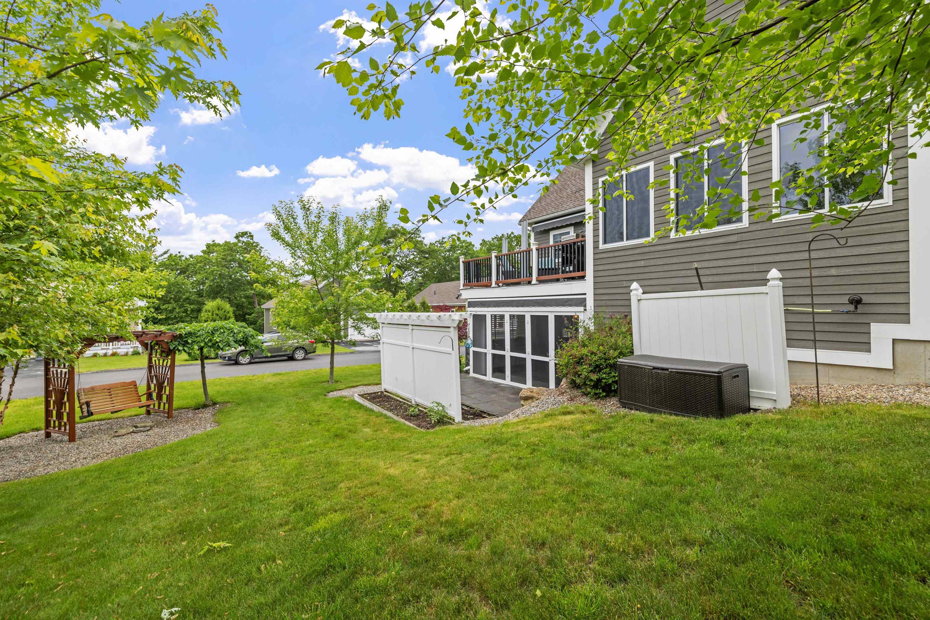 Laconia, New Hampshire 03246, United States, 2 Bedrooms Bedrooms, ,2 BathroomsBathrooms,Residential,Active,149392