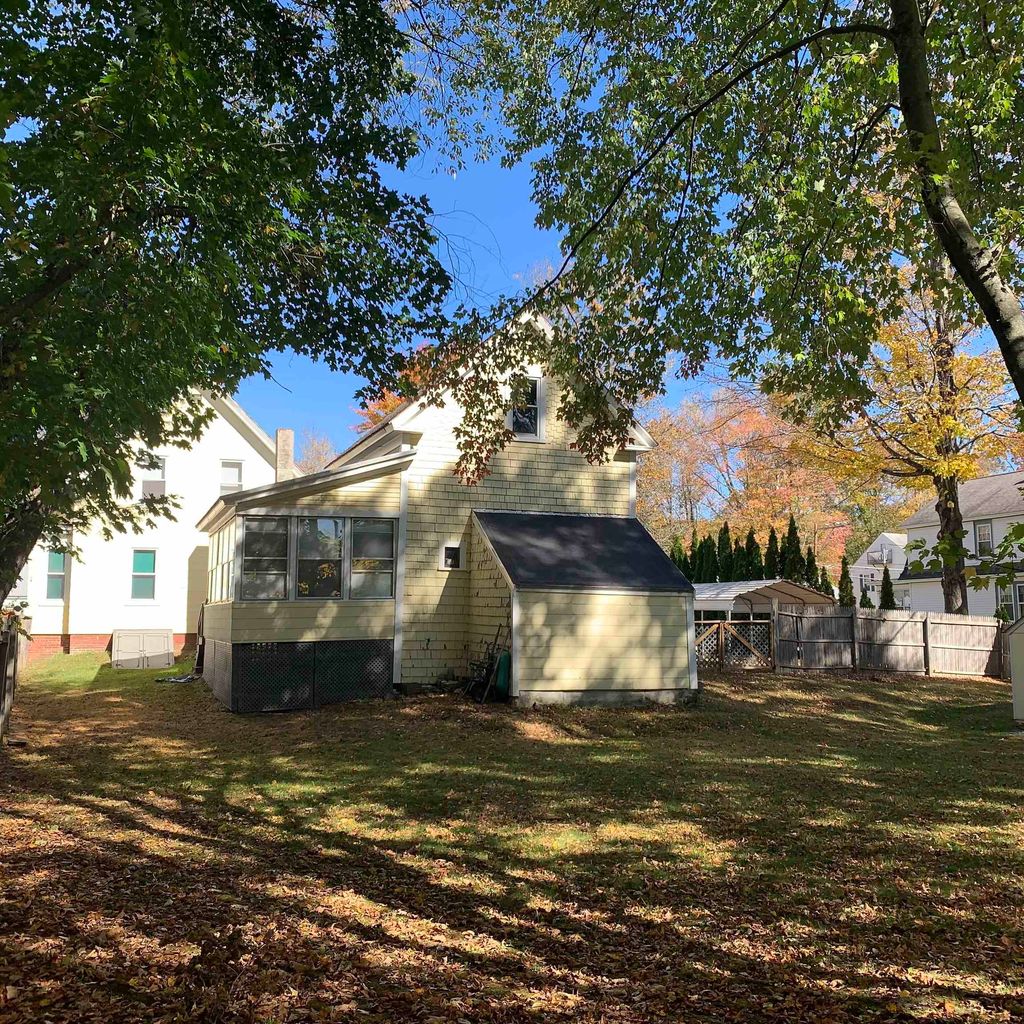 Photo of 47 Chamberlain Street, Rochester, NH 03867 (MLS # 5065184)