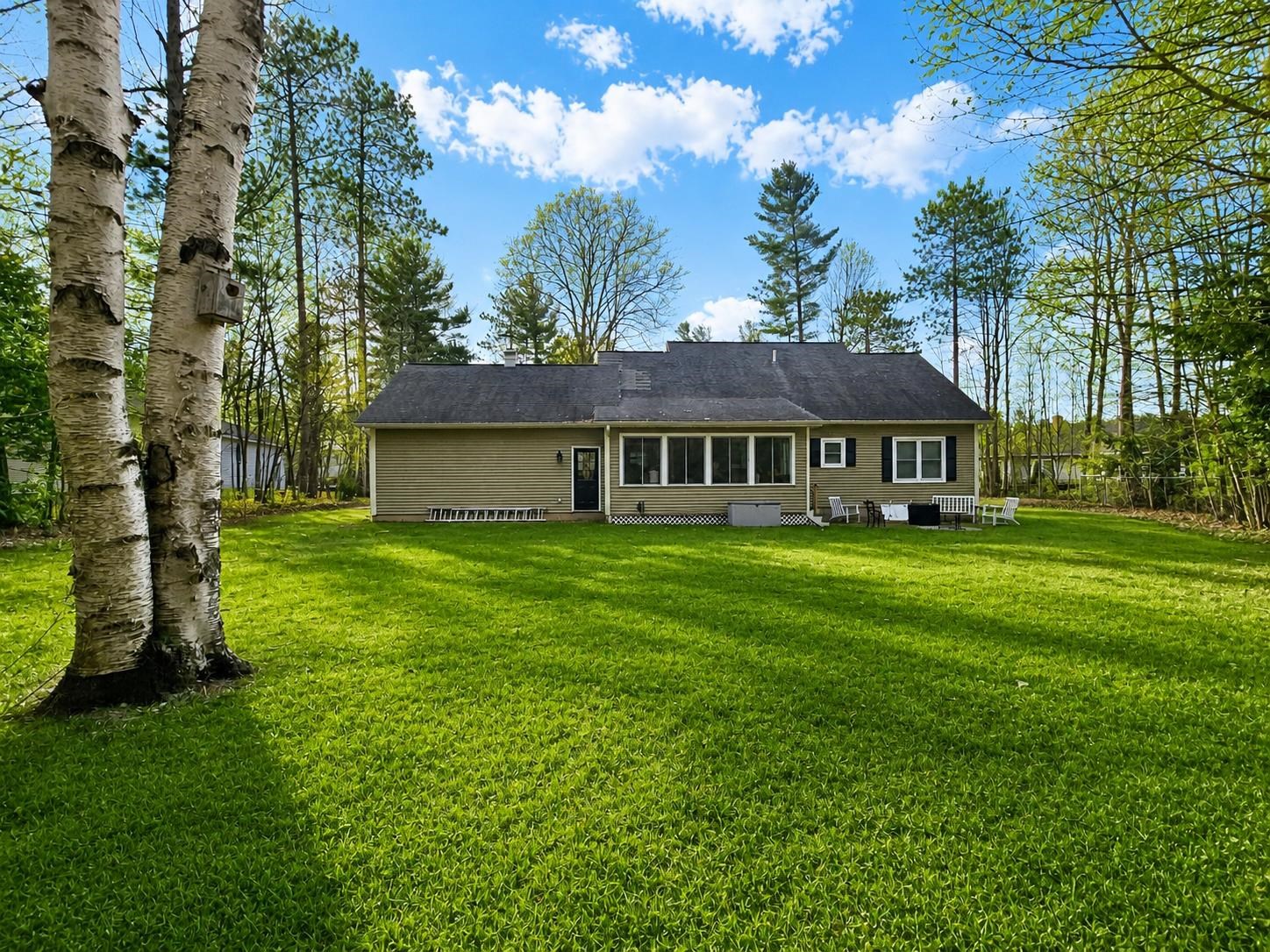 9 Clover Lane