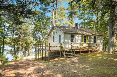 26 Weidner Drive Rindge NH 03461