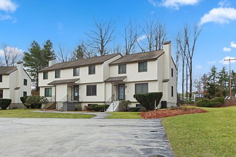 Photo of 10 Killian Court, Merrimack, NH 03054 (MLS # 5081919)