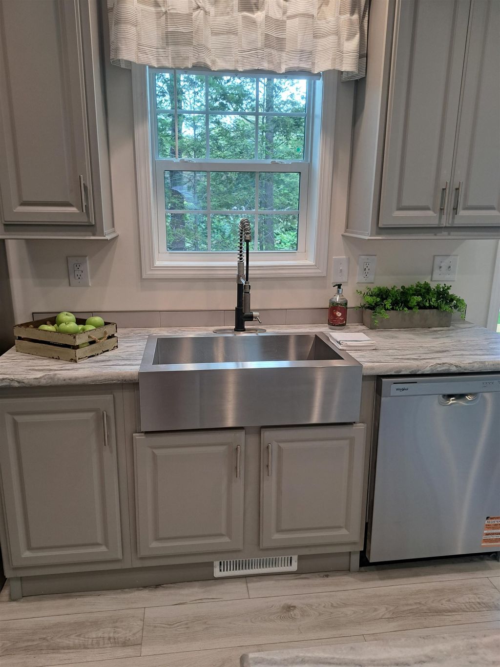 Photo of 3 Alison Circle, Hampton, NH 03842 (MLS # 5077978)