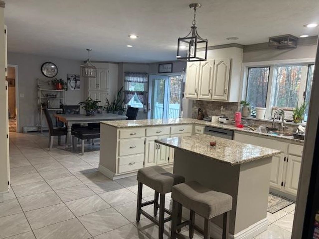 Photo of 51 Zion Hill Road, Salem, NH 03079 (MLS # 5069027)