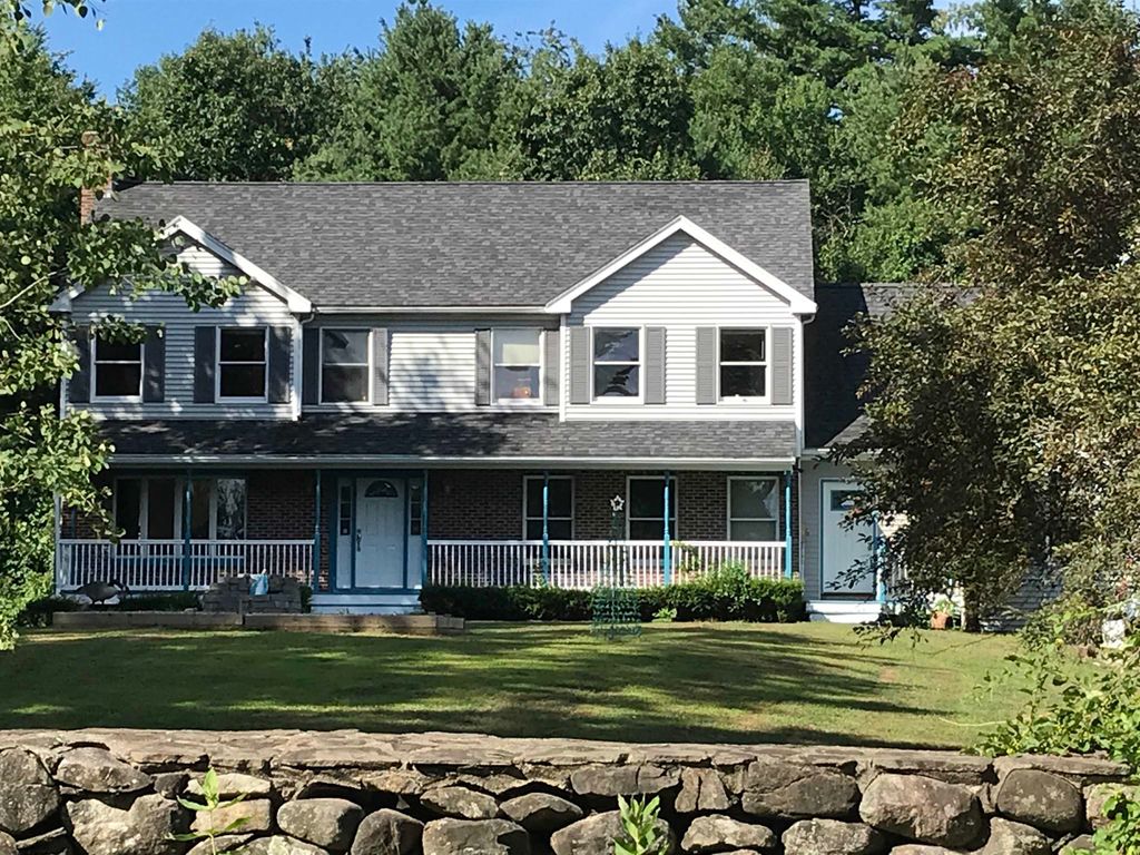Photo of 51 Zion Hill Road, Salem, NH 03079 (MLS # 5069027)