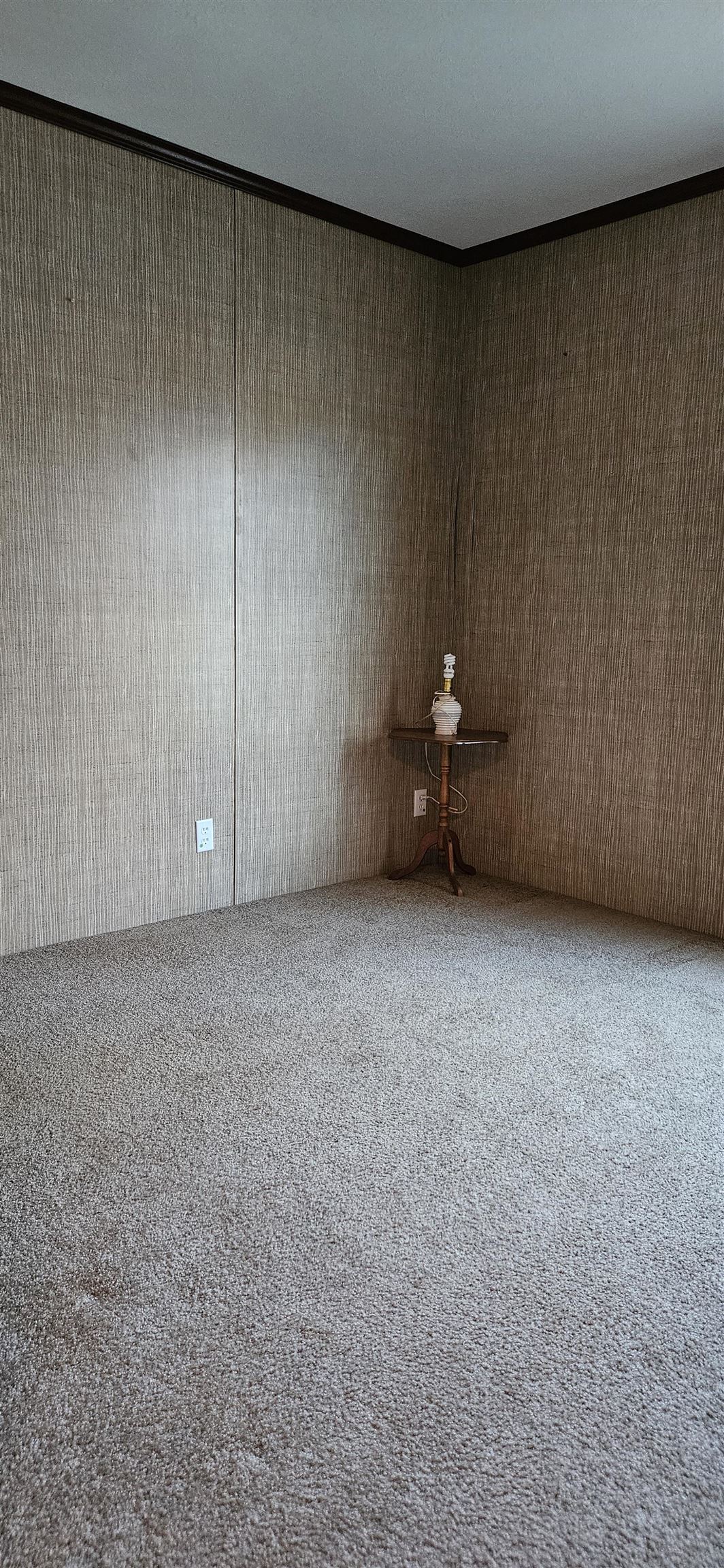 Hudson, New Hampshire 03051, United States, 2 Bedrooms Bedrooms, ,2 BathroomsBathrooms,Residential,Pending,121064