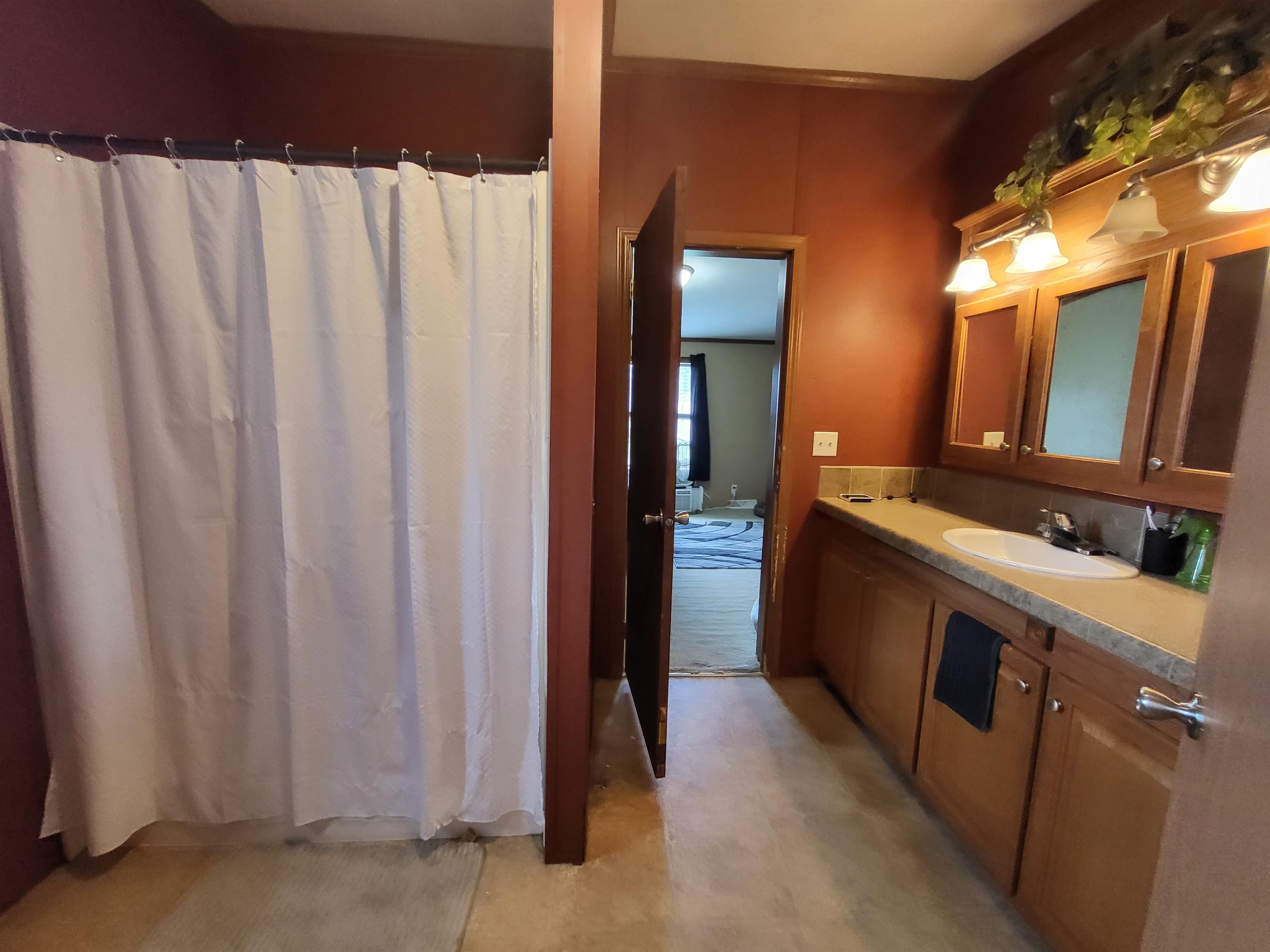 Barre Town, Vermont 05641, United States, 3 Bedrooms Bedrooms, ,2 BathroomsBathrooms,Residential,Active,143769