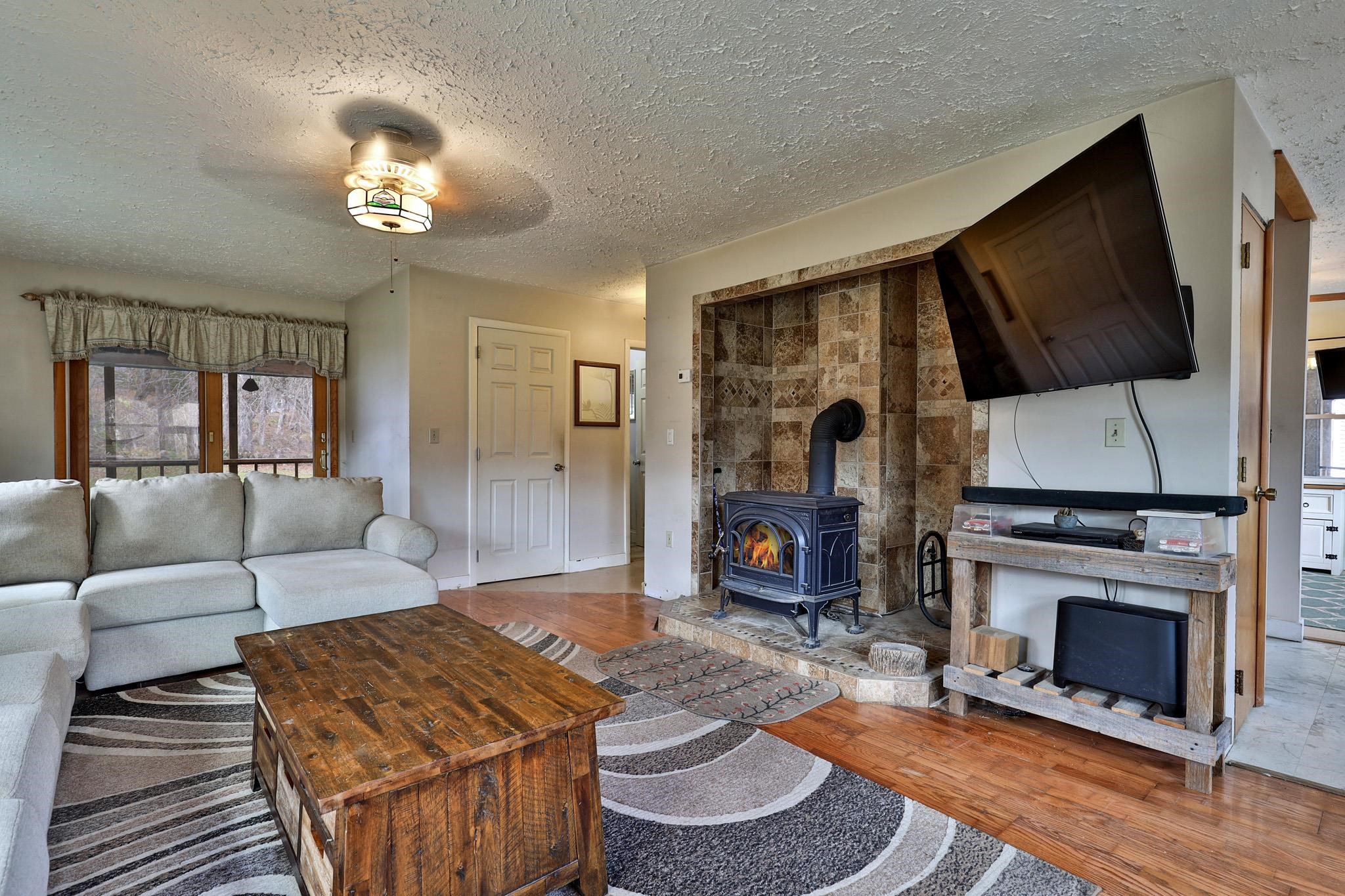 2140 Brandon Mountain Road