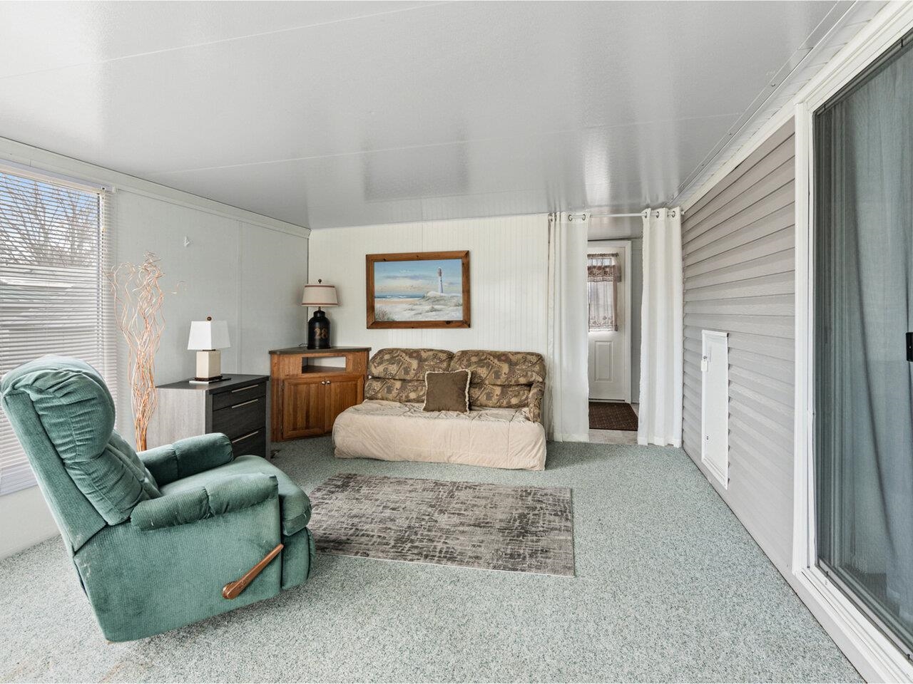 41 Island Circle