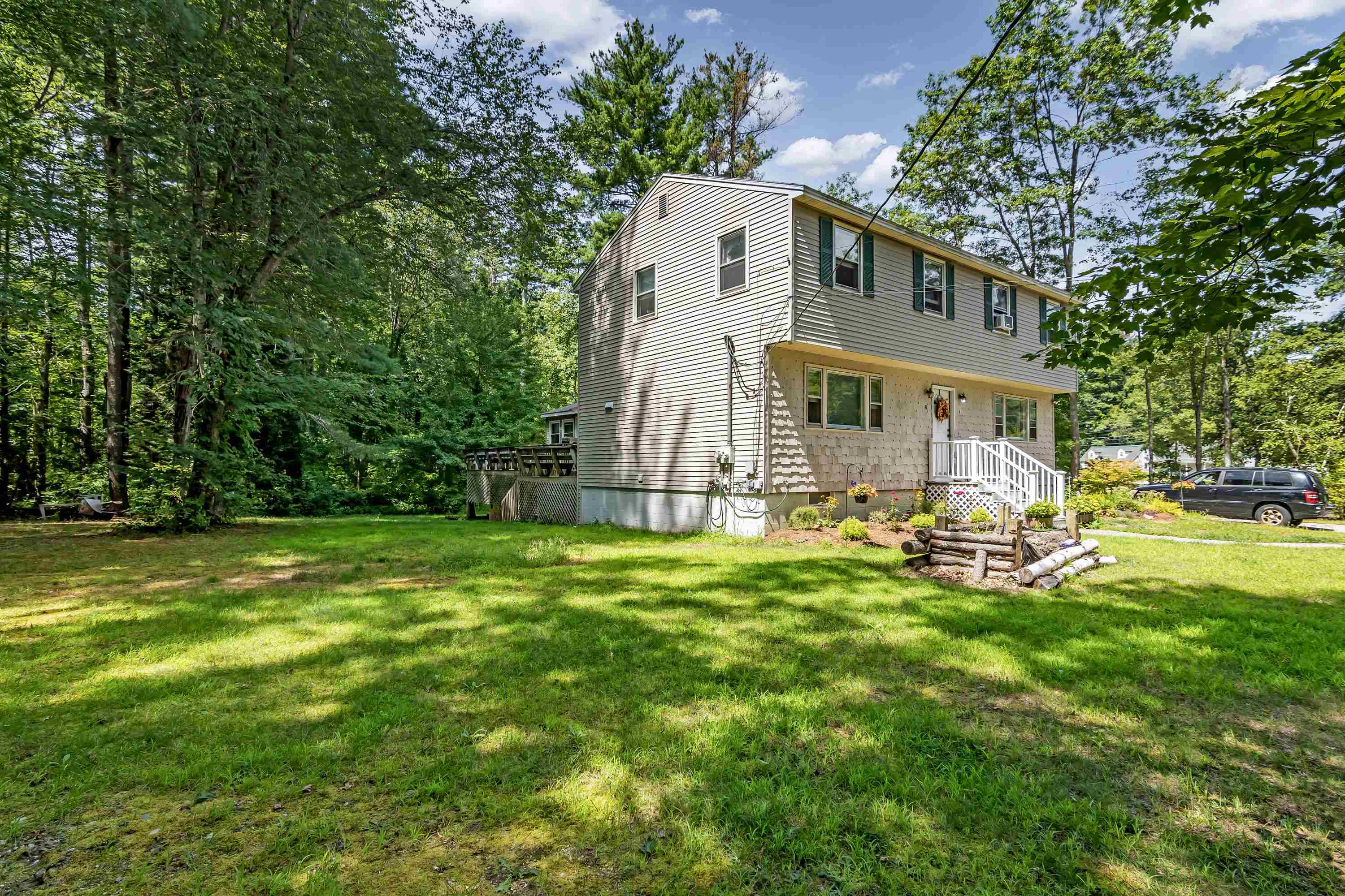 4 Therriault Avenue