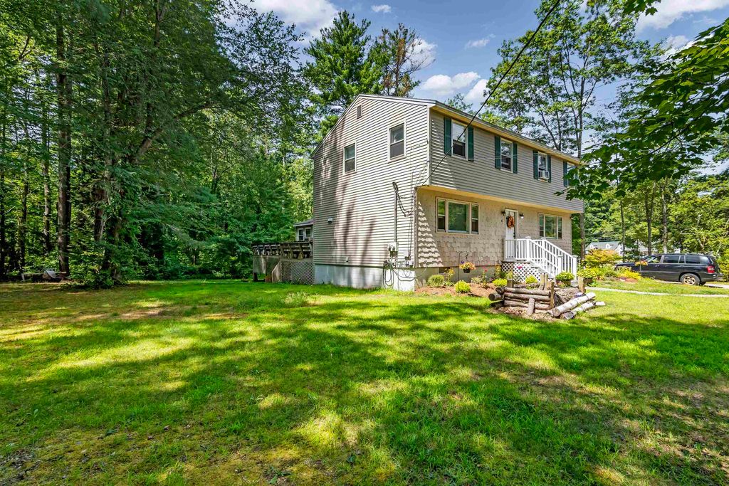 Photo of 4 Therriault Avenue, Salem, NH 03079 (MLS # 5057557)
