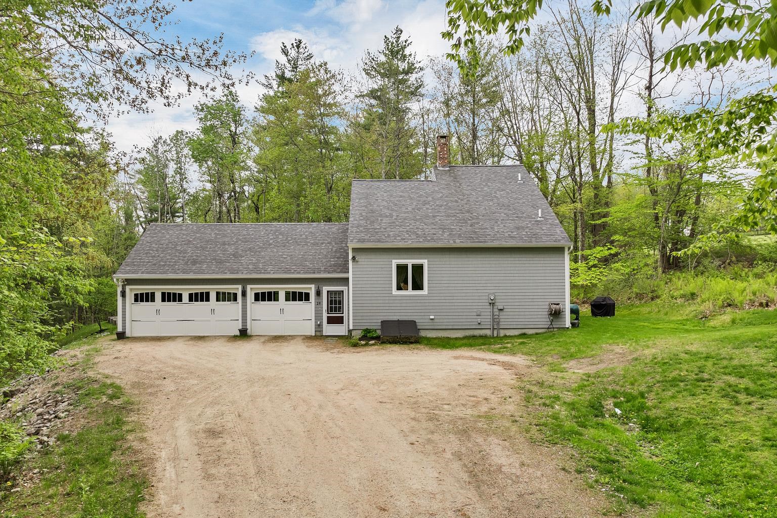 29 Lakeview Drive